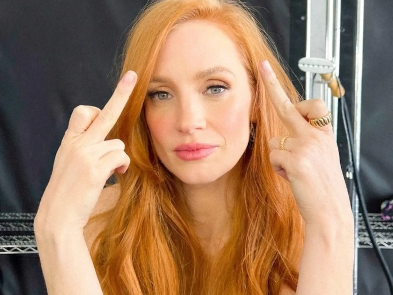 潔西卡雀絲坦 Jessica Chastain 談如何消化網友惡意攻擊：「社群網站可以是一個很消極的地方⋯」
