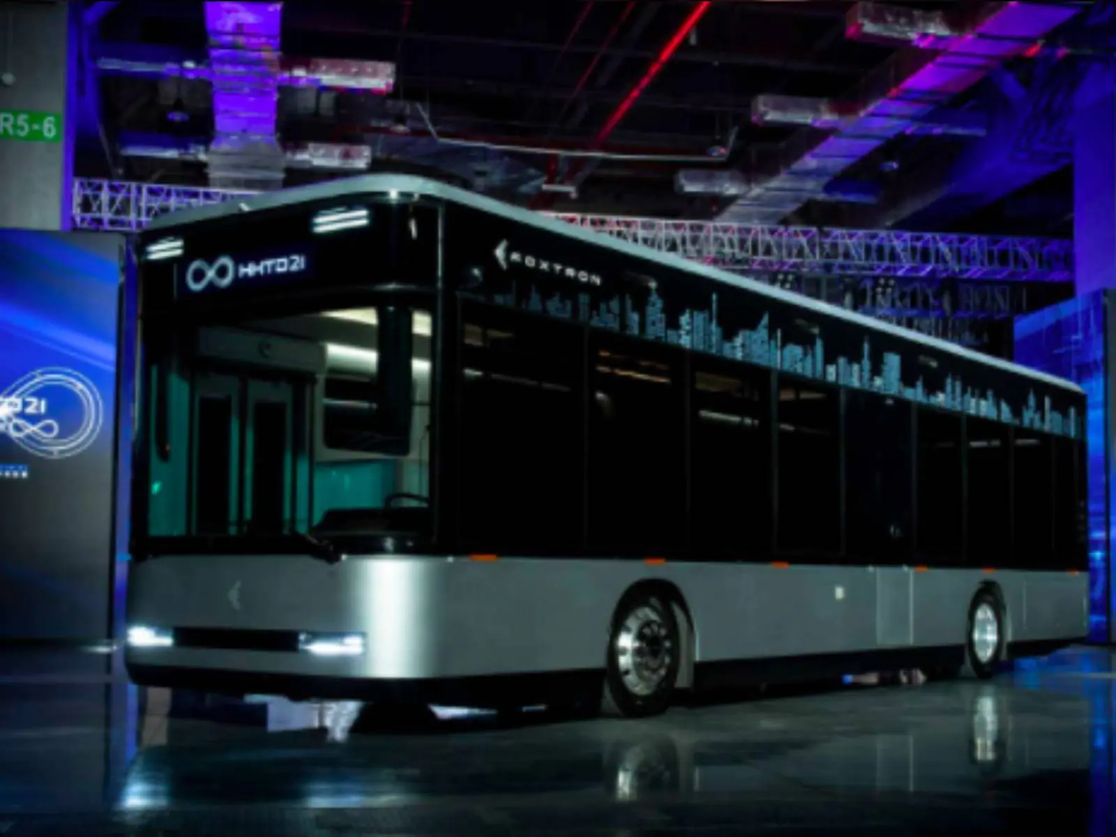 鴻海科技日發表 Model C、Model E、電動巴士 Model T，「三款台灣研發電動車」魅力值滿點！