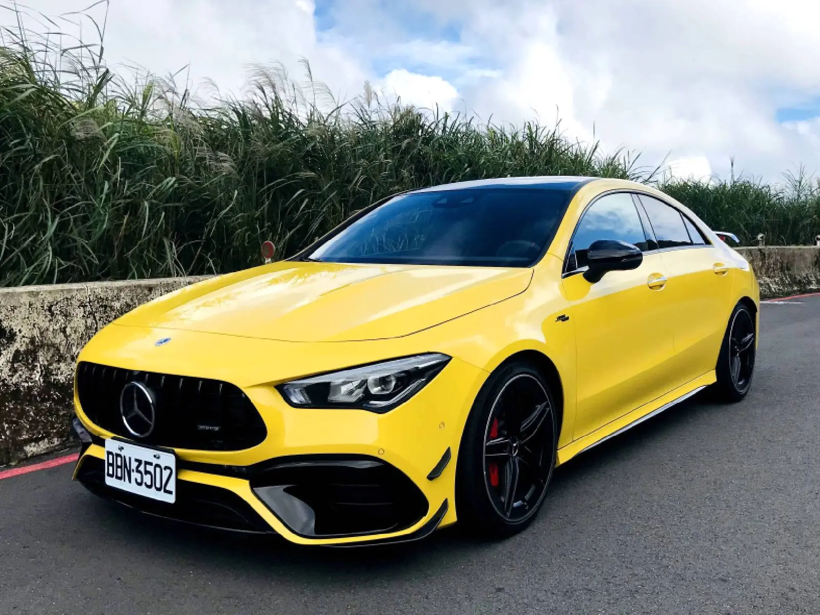 賓士 AMG CLA 45 S 4MATIC+ Coupé 黯夜版試駕實測，台灣限定配色限量 50 台釋出！