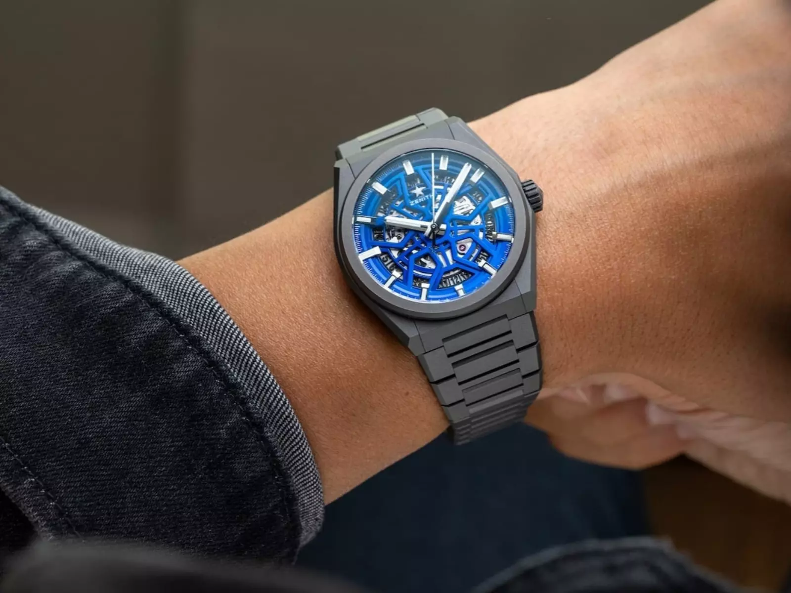 ZENITH 真力時與 Time+Tide 合作推出Defy Classic Skeleton ‘Night Surfer’星空衝浪者腕錶，捕捉澳洲夜空！