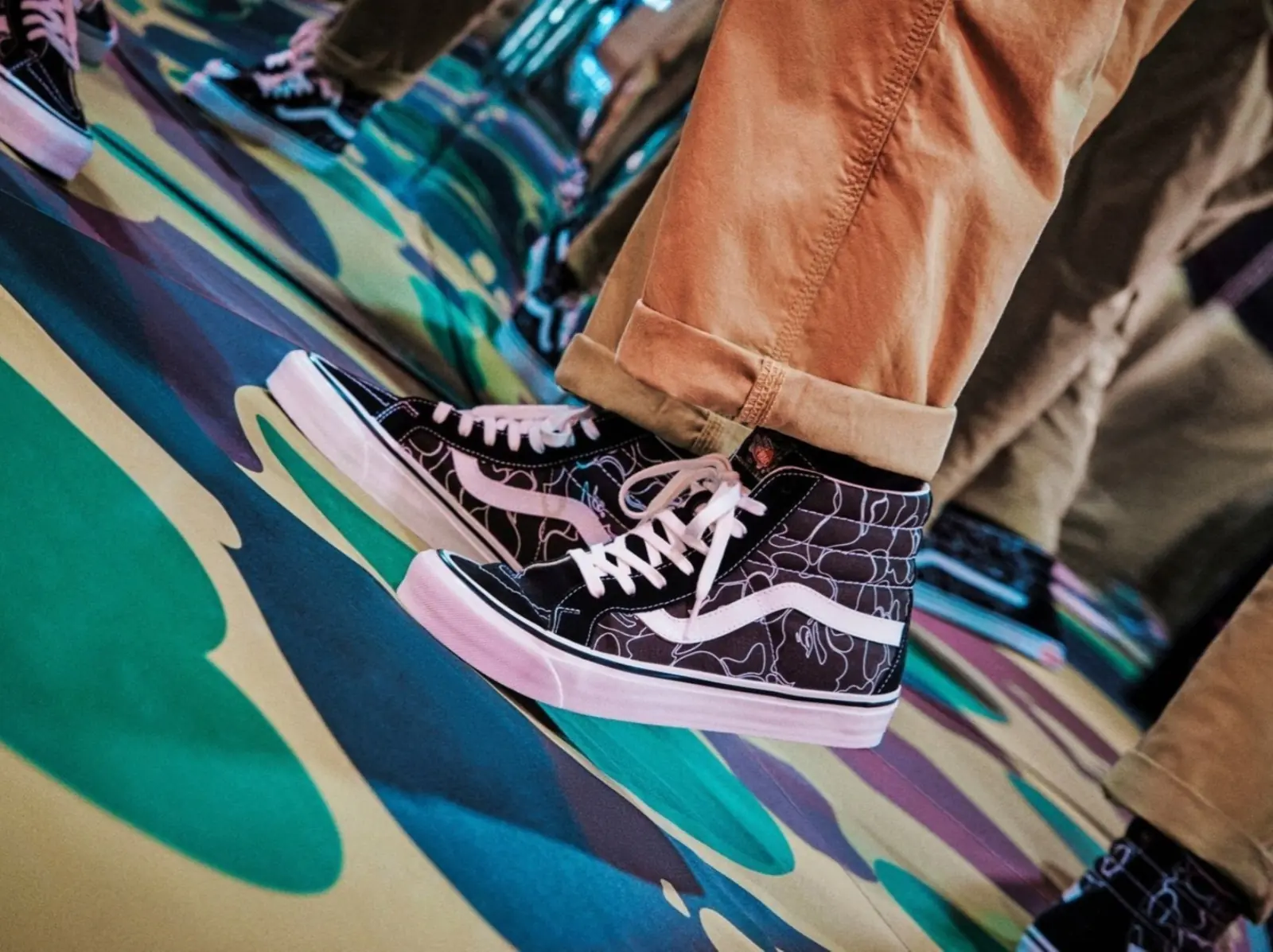 2021 必買 3 款話題聯名球鞋推薦，adidas YEEZY 350、BAPE x VANS 通通有！
