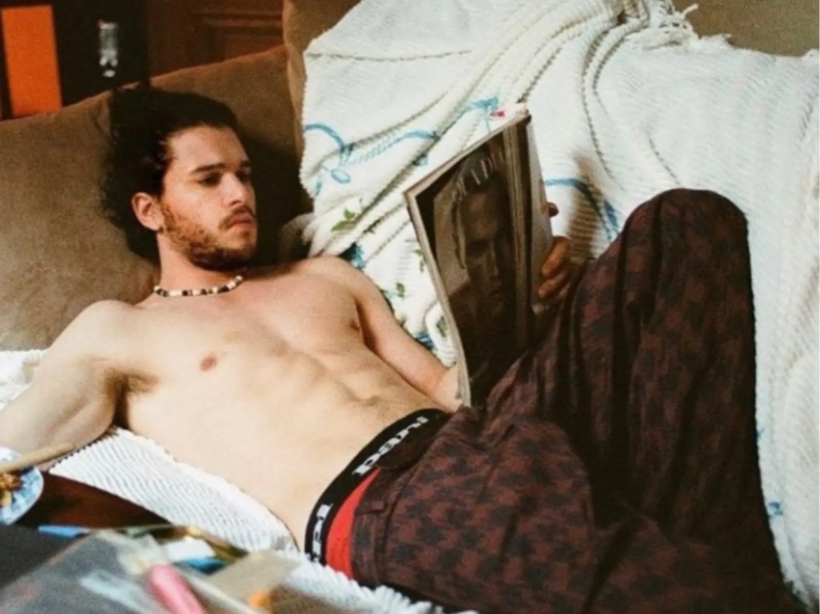 《永恆族》「黑騎士」基特哈雷頓 Kit Harington 勻稱身材怎麼練？這 4 大健身運動推薦給你！