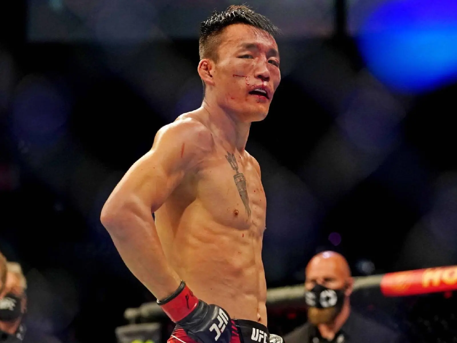 UFC 選手 Cody Durden 嗆中國「蒙古狼」傲日其楞，要把對方「送回中國」遭批種族歧視！