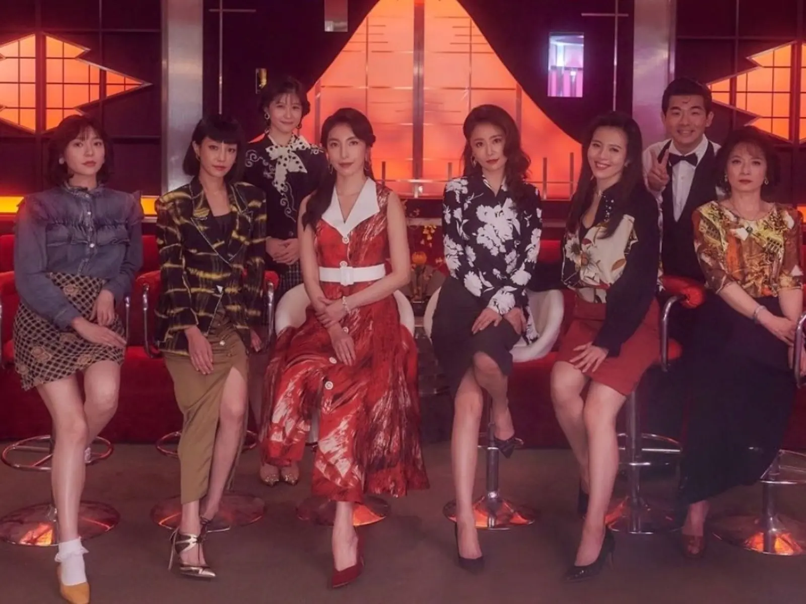 《華燈初上》林心如、楊謹華等 6 位女主角「復古造型」大揭密：原來媽媽桑的穿搭那麼有魅力！