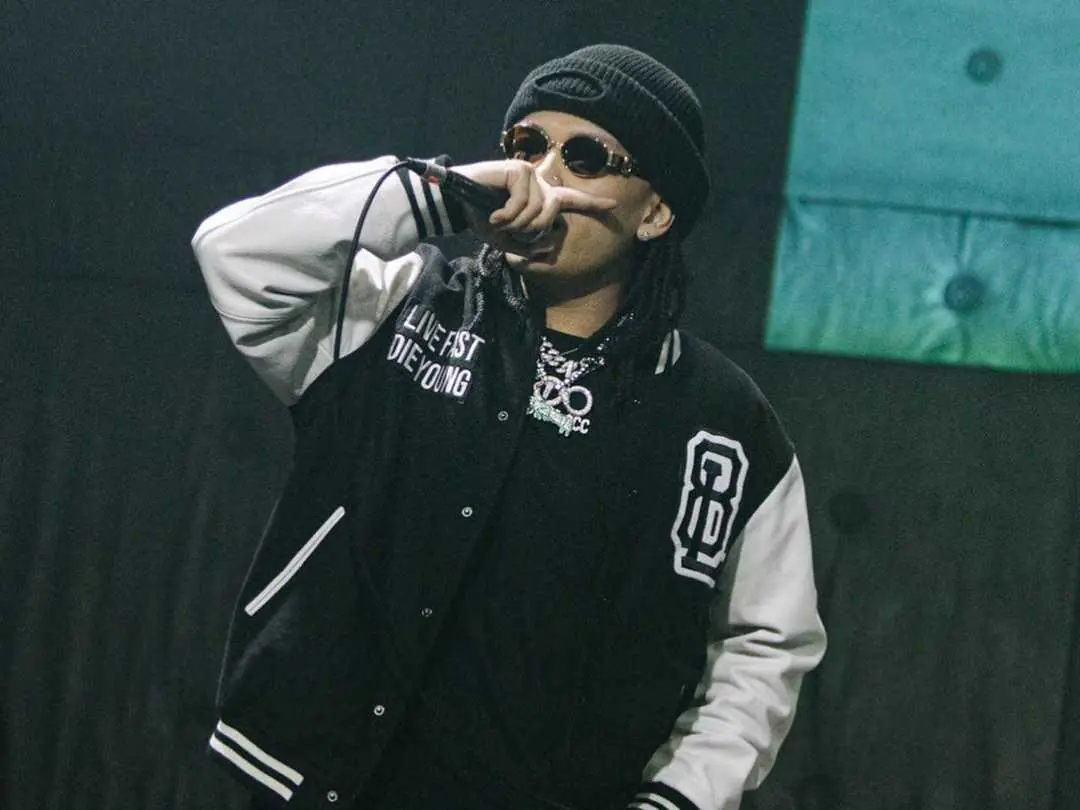 A$AP ROCKY、Virgil Abloh 等時尚指標都不斷上身的「棒球外套」，絕對是你冬天定番單品！