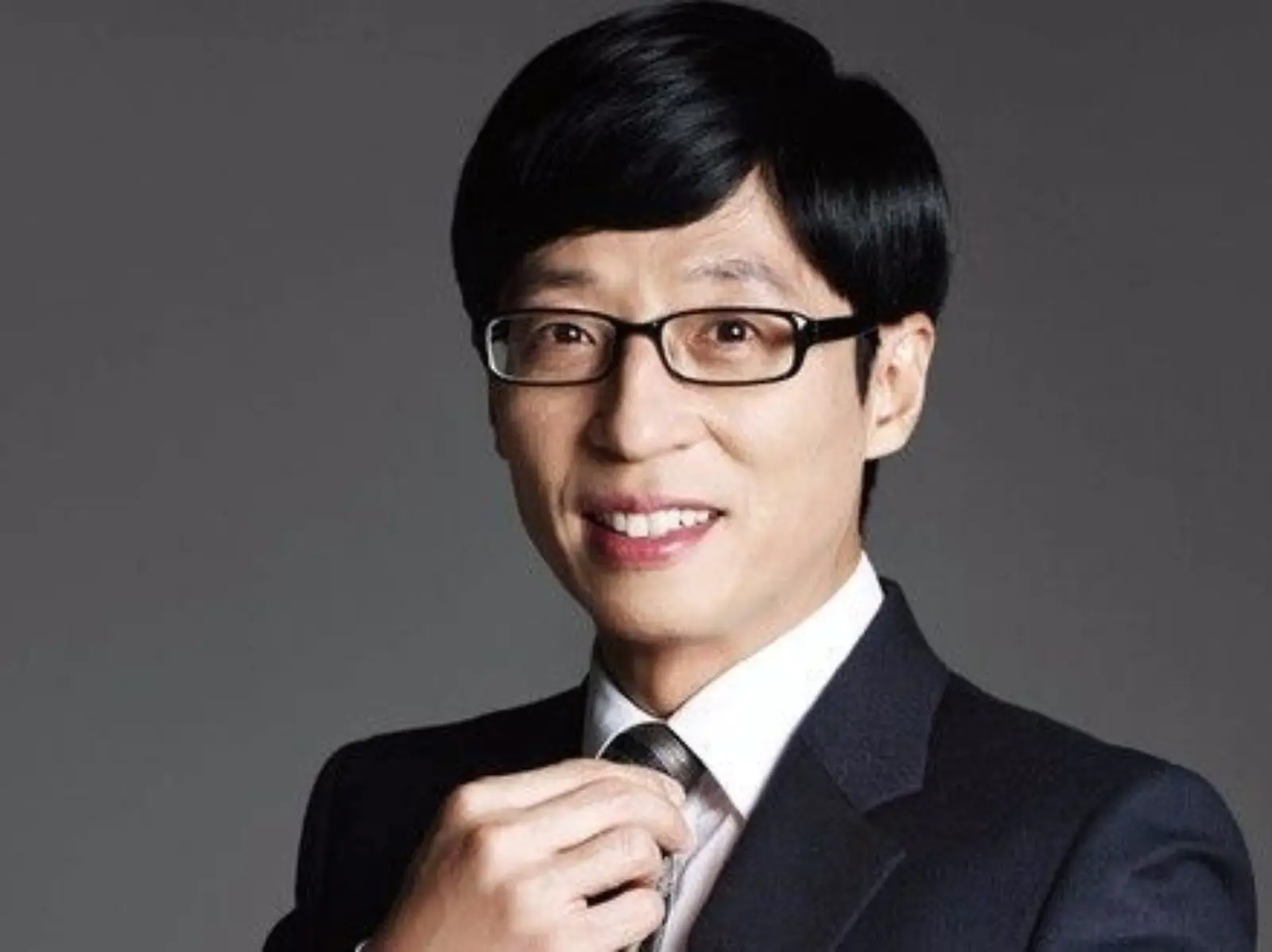 《Running Man》主持人劉在錫驚傳確診新冠病毒，已打兩劑疫苗仍突破性感染！