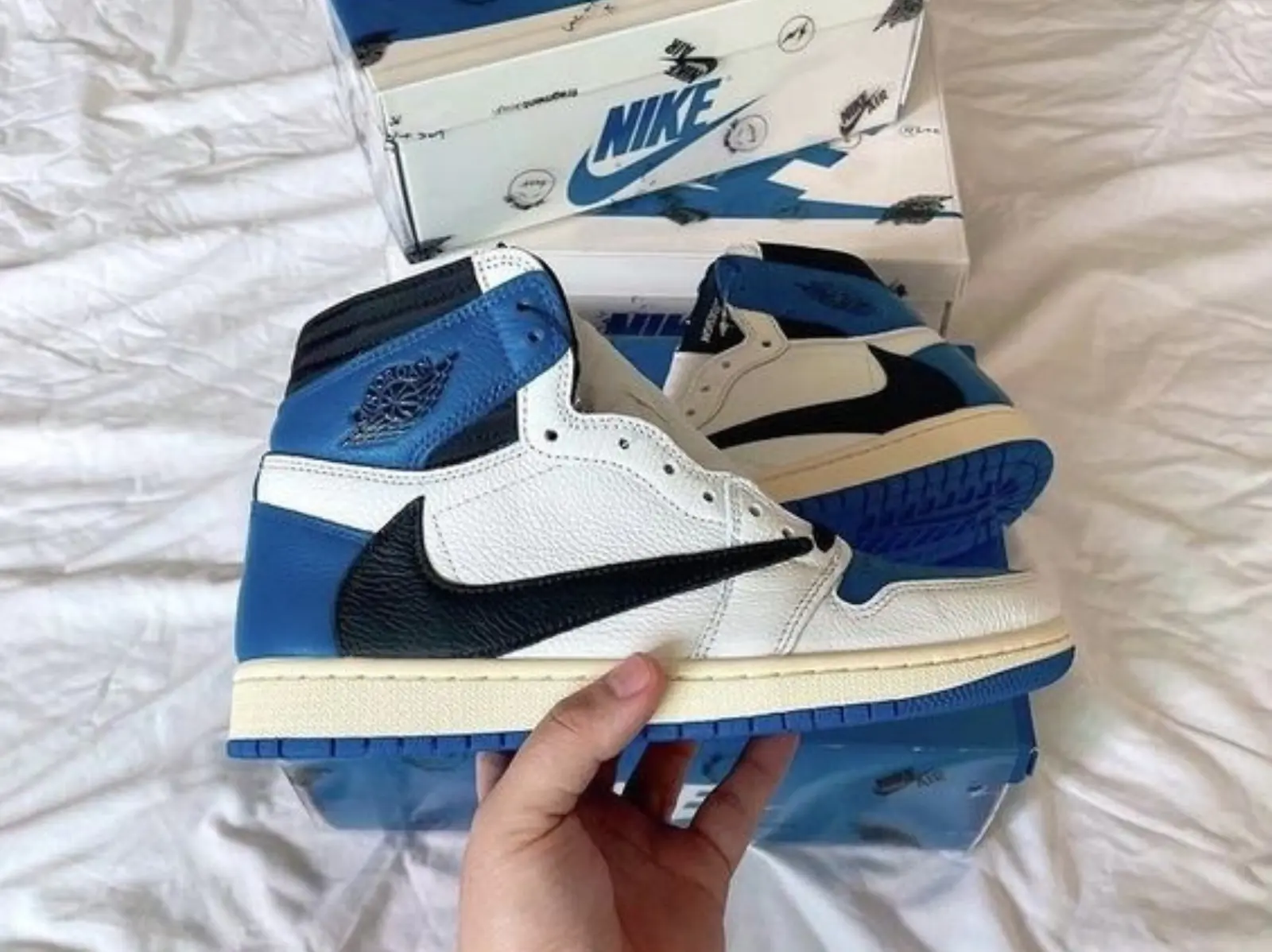 盤點 2022 必買 10 雙聯名球鞋推薦，Travis Scot、Off-White 不意外全上榜！