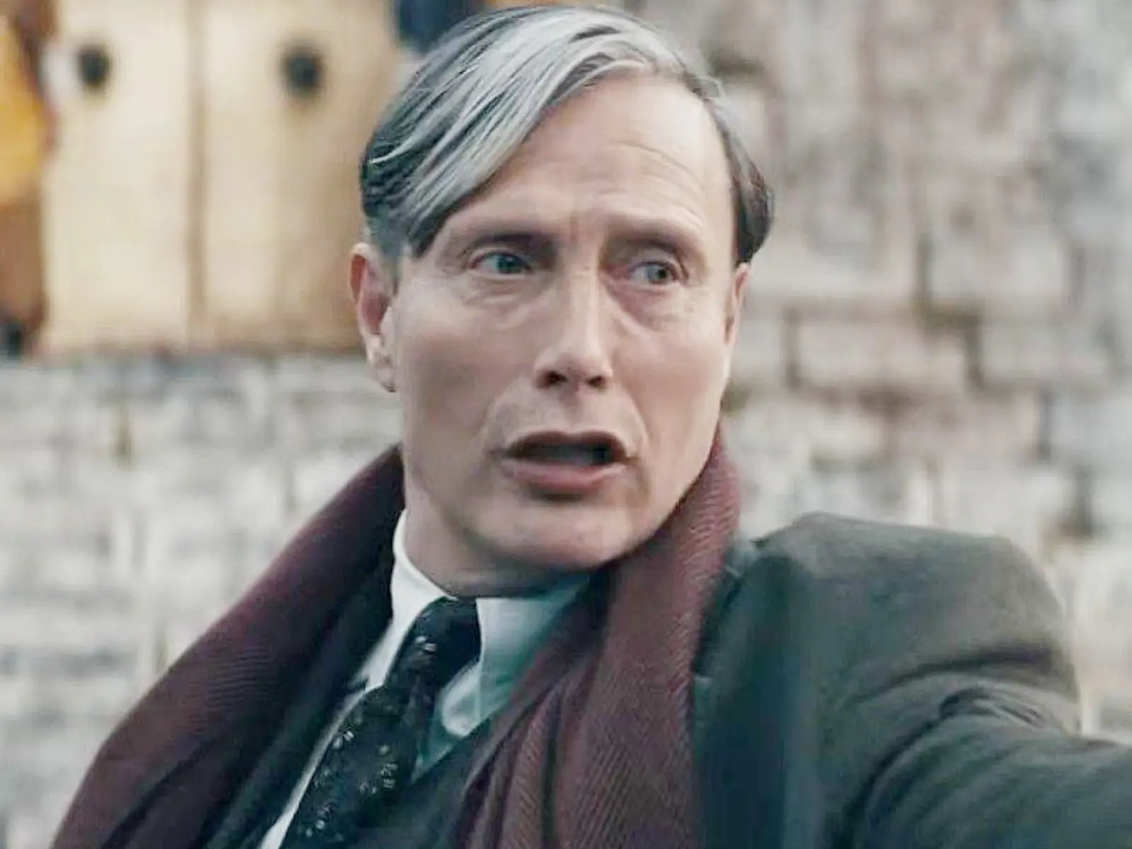 邁茲米克森 Mads Mikkelsen 57 歲偷藏肌肉身材！3 大美體保養技巧：不遵循健身計畫是關鍵？