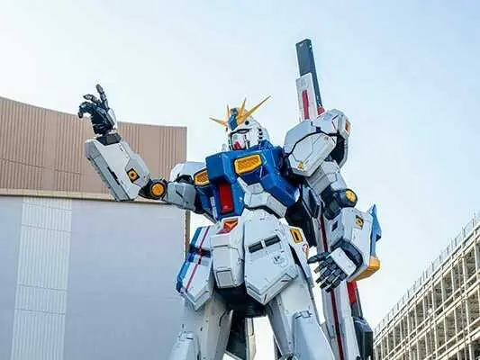 日本福岡「RX-93ff ν 鋼彈」高達近 25 公尺外觀超級狂，預計 2022 年正式對外展出！