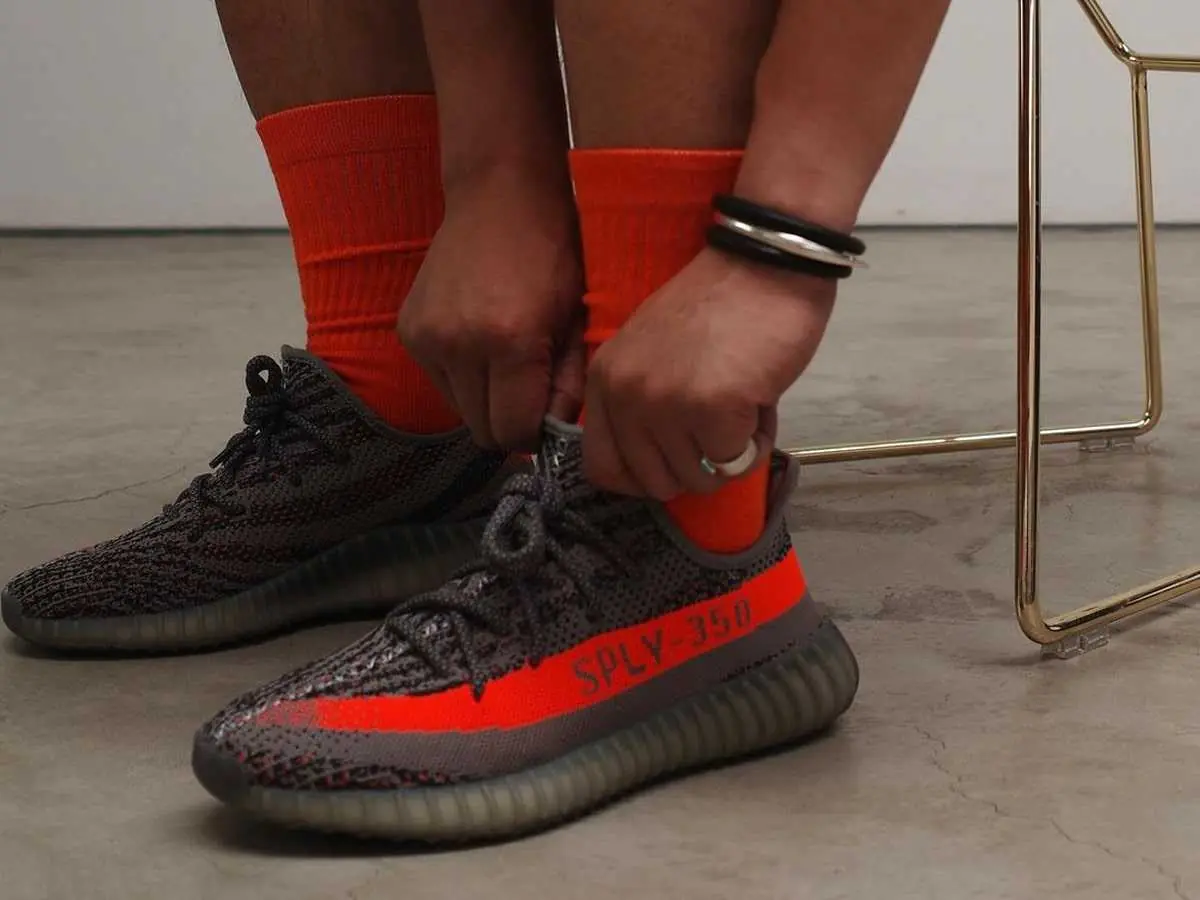 2022跨年／Air Jordan 1 Low、Yeezy 等 5 款「虛華球鞋」推薦，讓你一路帥到明年！