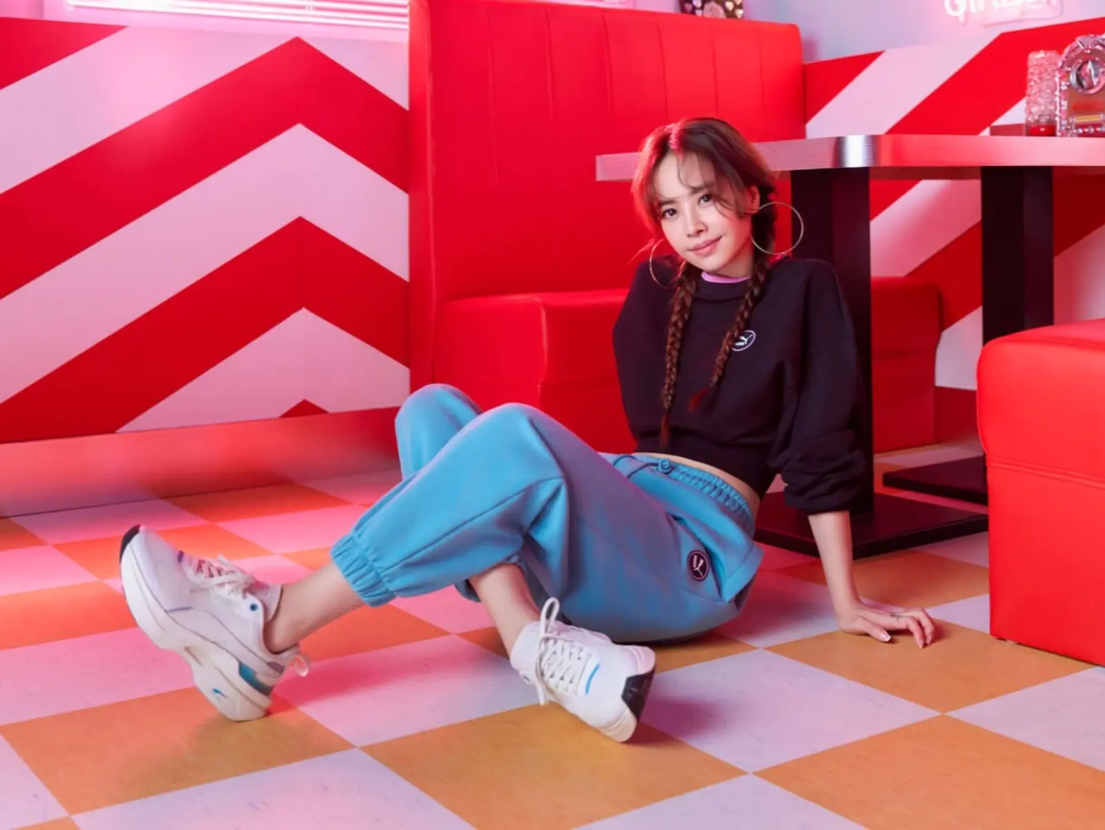Sportswear x PUMA 套上美式復古風格濾鏡，呸姊蔡依林重返 80s‘ Oldskool世代