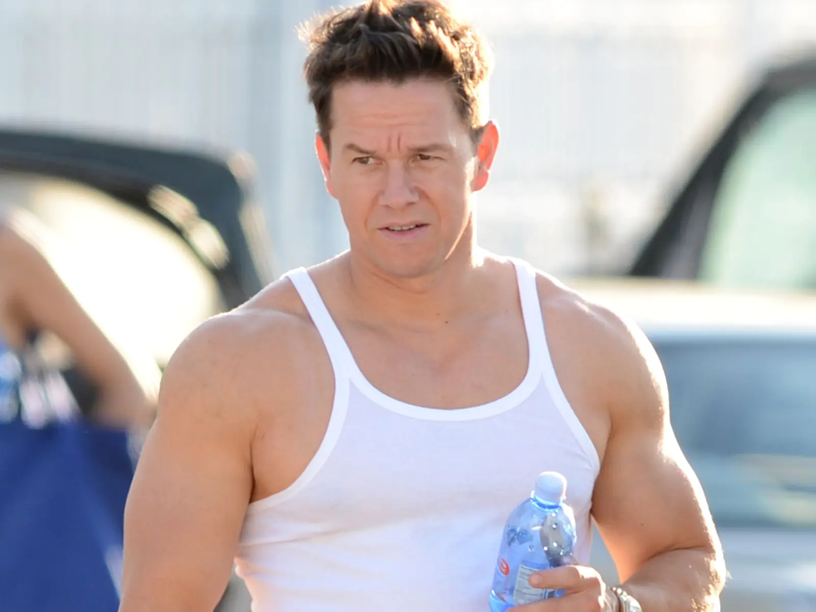 馬克華伯格 Mark Wahlberg 勇猛肌肉引網熱議！保持年輕 3 關鍵跟著曝光～