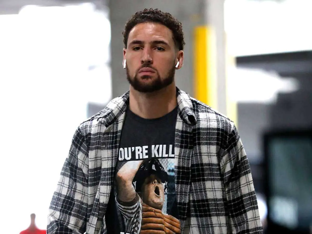 Klay Thompson 滿血爆扣回歸 NBA 賽場，場下「男神穿搭」更是你要學習重點！