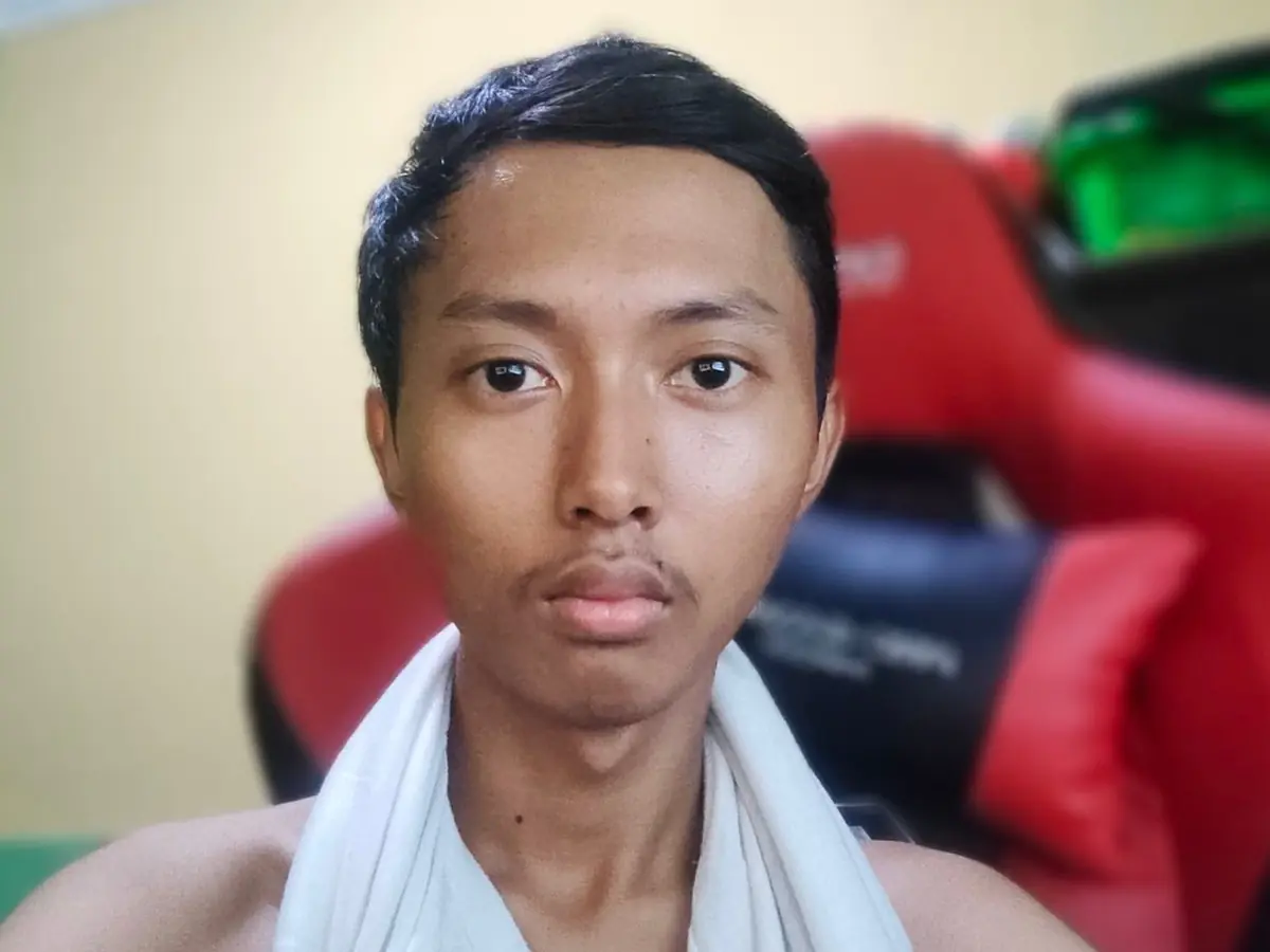 印尼小夥將每日自拍做成 NFT，無本四天海薛千萬元！