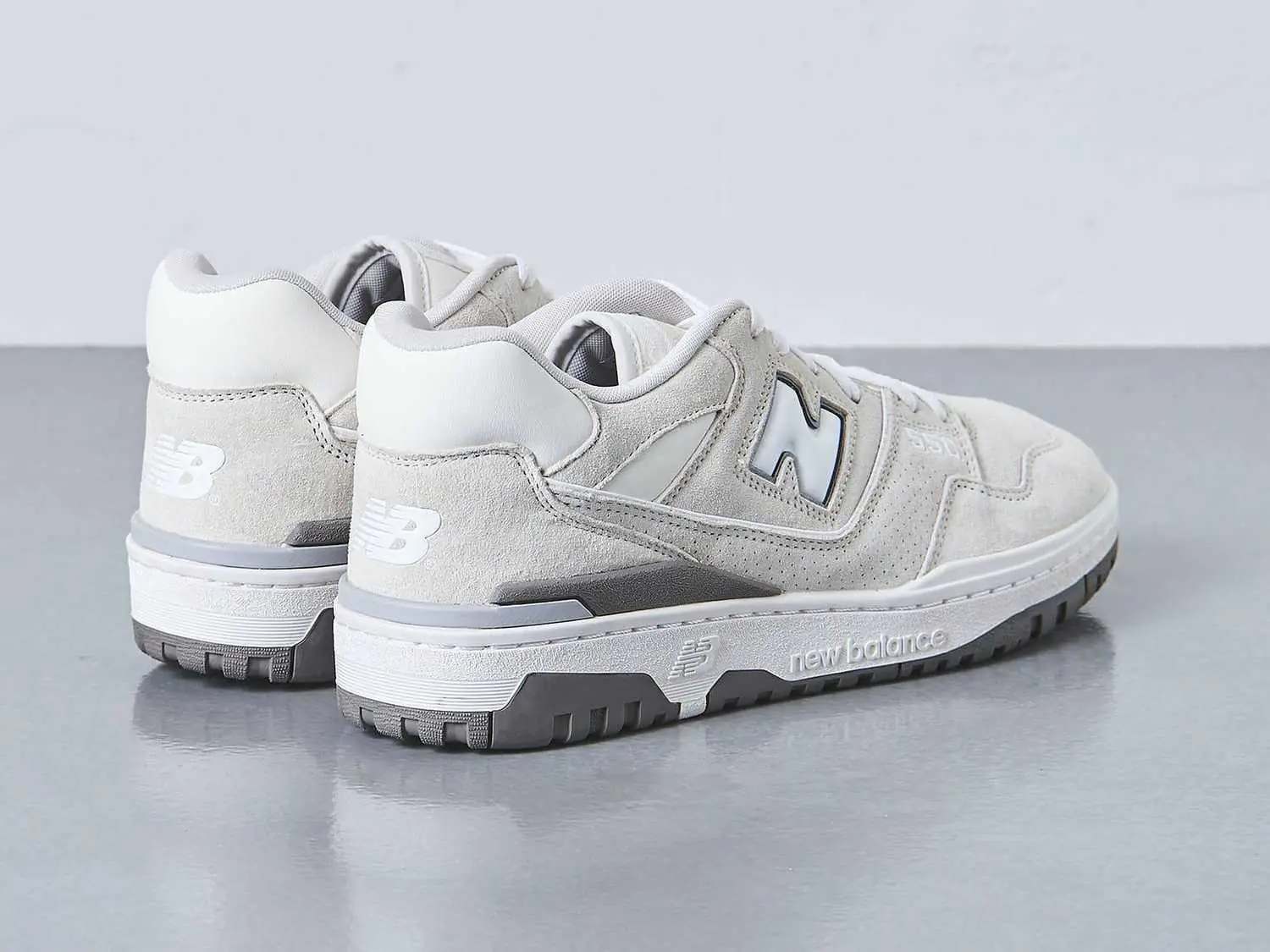 UNITED ARROWS 攜手釋出最新 New Balance 550 聯名，「台灣發售消息」全面公開！