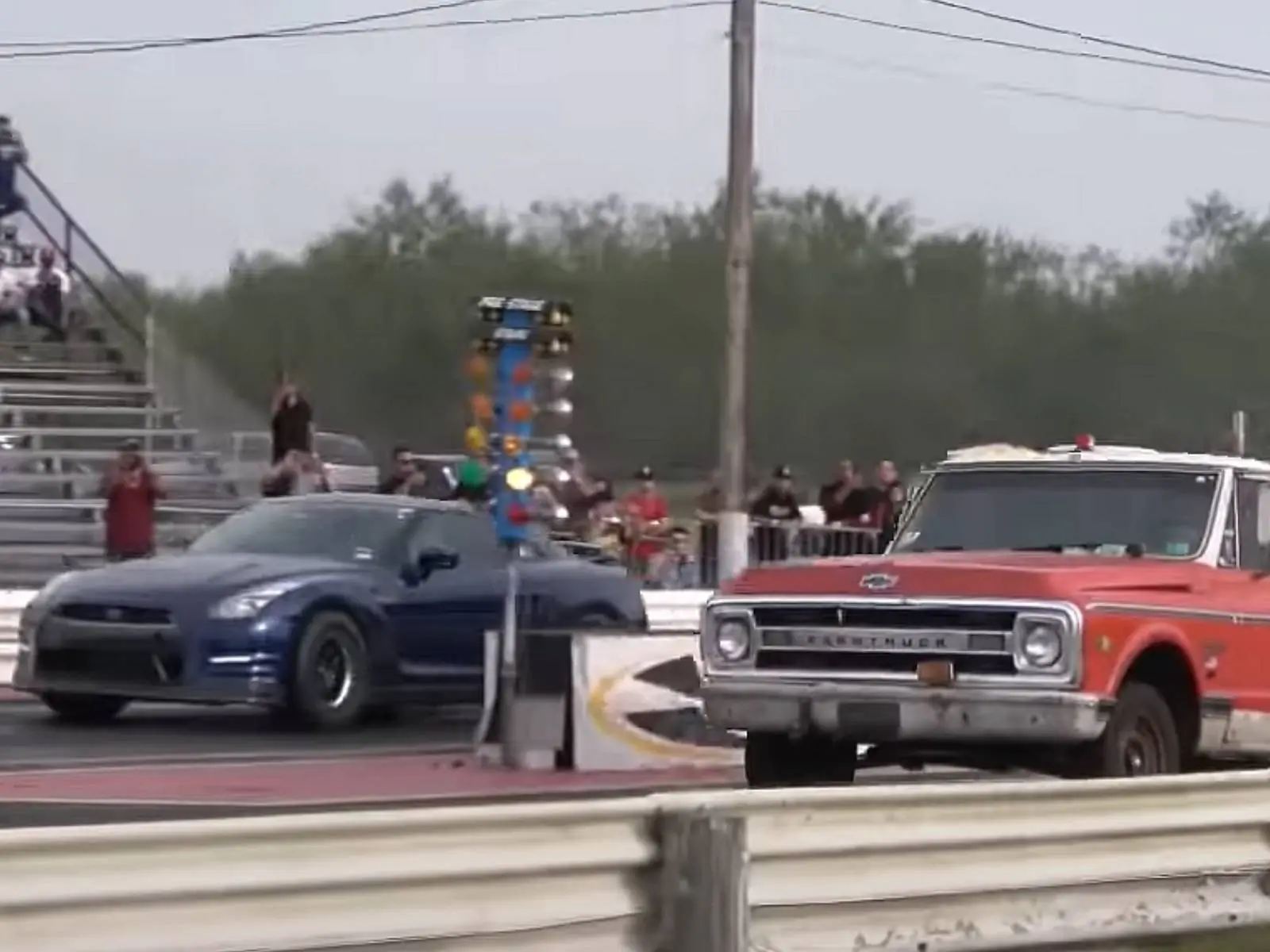 雪佛蘭卡車跑贏 Nissan GT-R，50 年老車加裝氮氣暴衝狂勝「東瀛戰神」！