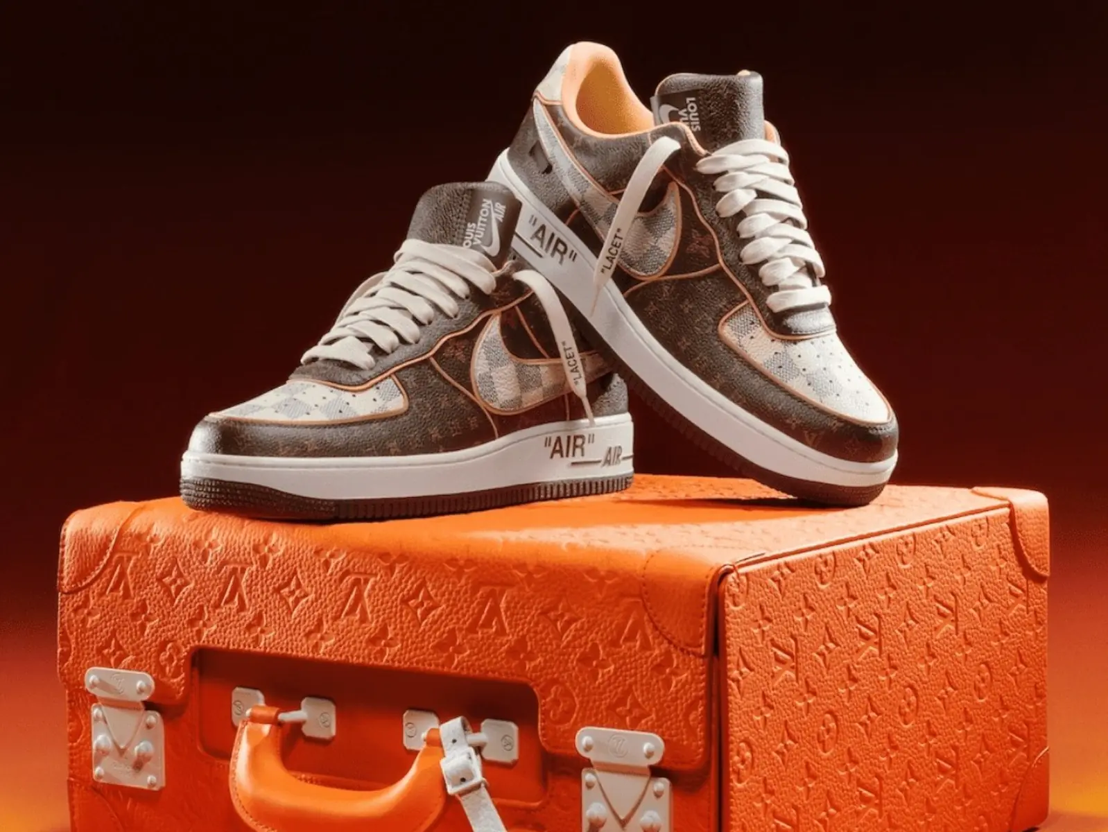 LV x Nike Air Force 1 蘇富比搶先開賣，全球限量 200 雙還附上 Louis Vuitton 皮製鞋盒！