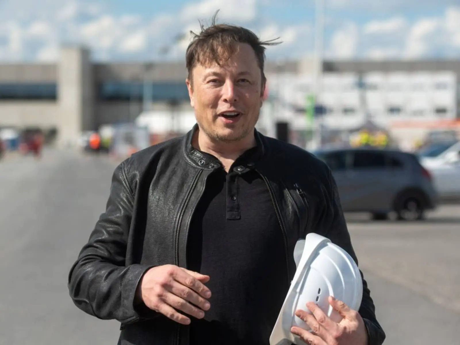 特斯拉 Tesla 為柏林超級工廠買鐵路、打造新車站，馬斯克砸大錢方便德國員工上下班！