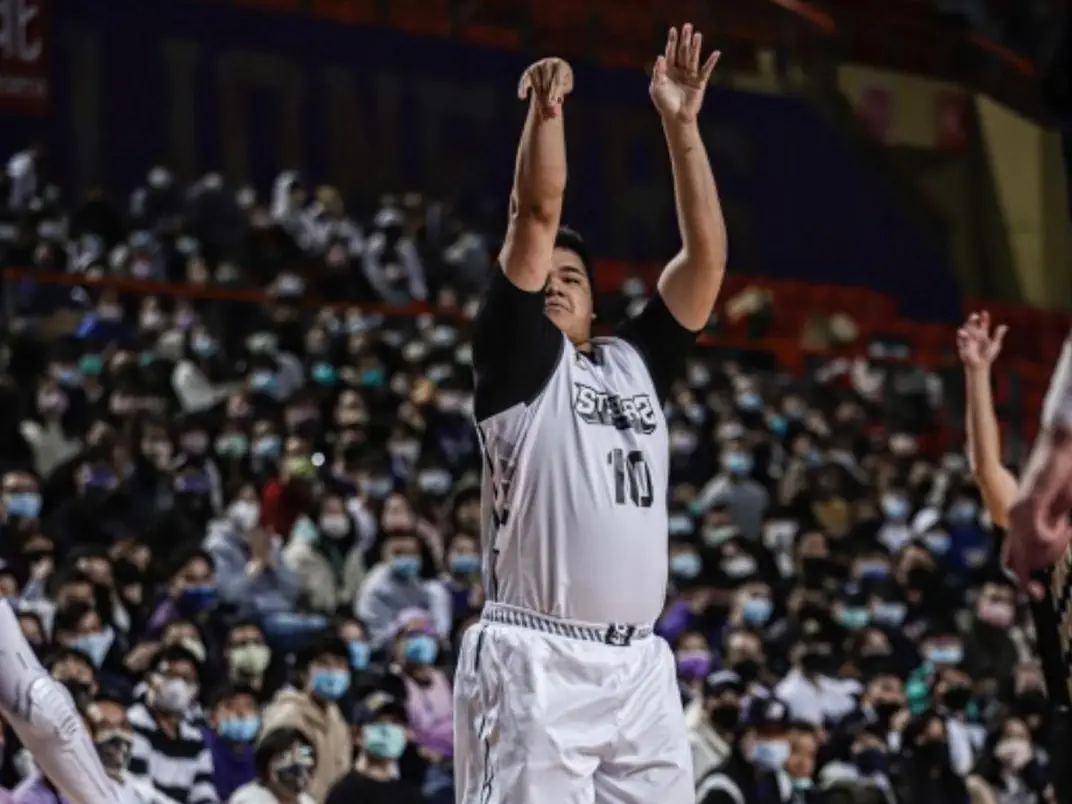 P.League+ 「鋼鐵坦克」王柏智女友曝光 網：教練我想打球！