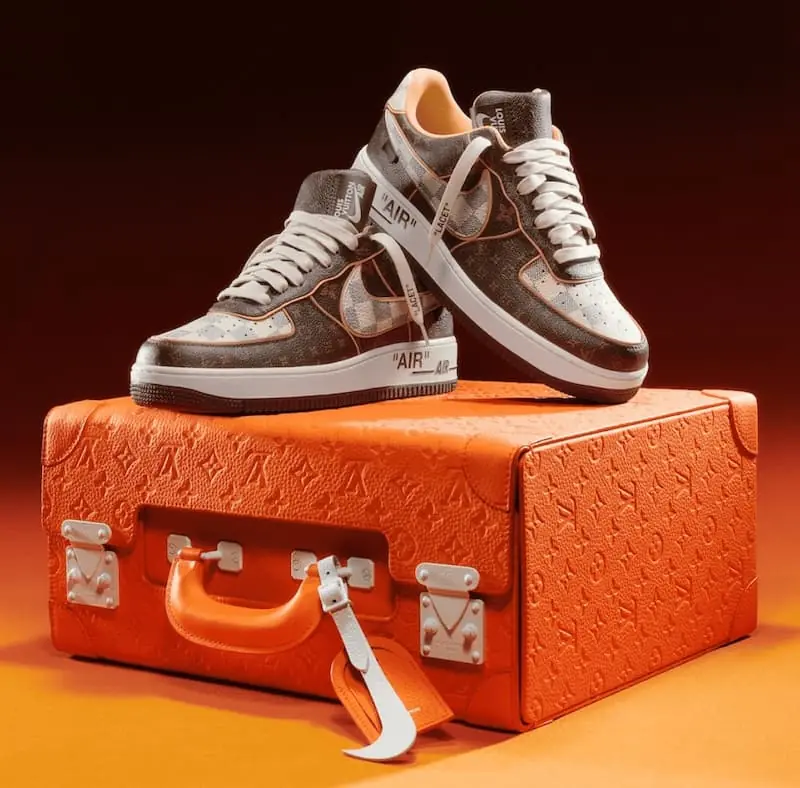 LV x Nike Air Force 1 在蘇富比以近 1000 萬台幣成交，成為 2022 話題球鞋！
