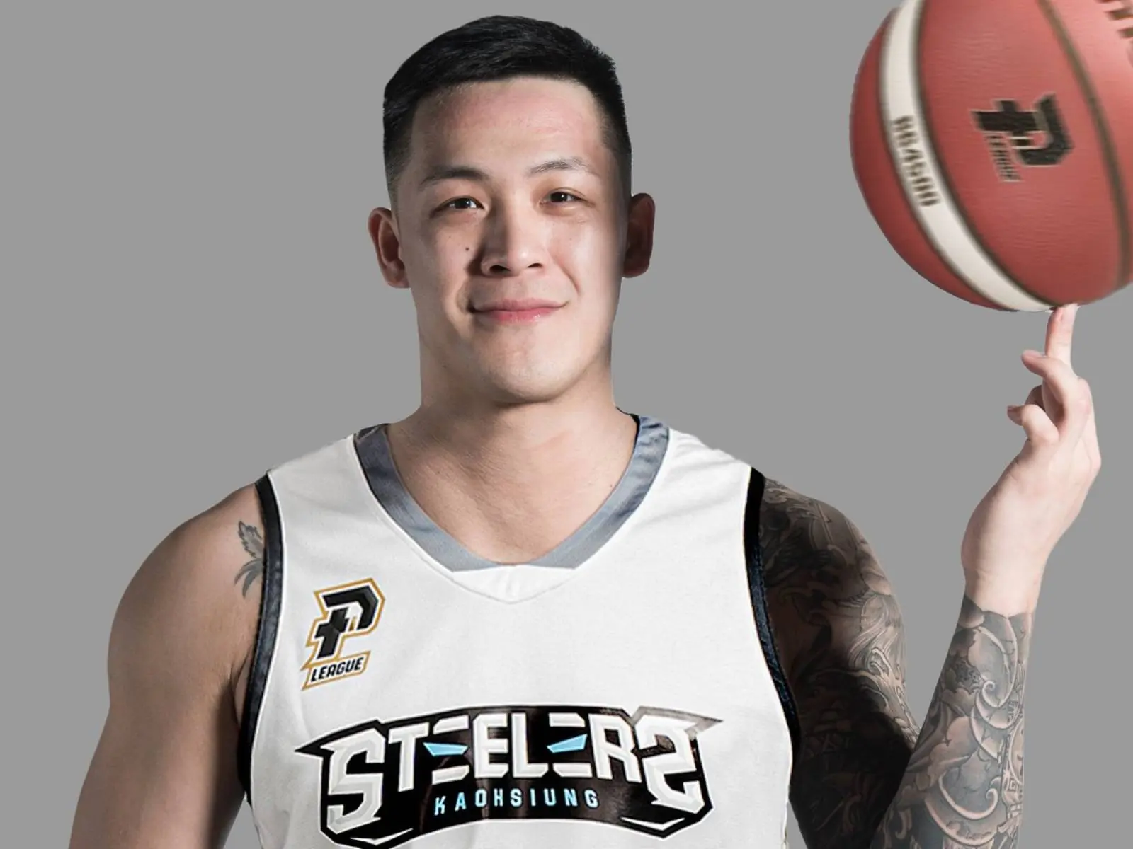 PLG／周儀翔重磅加盟 P. LEAGUE+ 高雄鋼鐵人，網友喊：「給不給人玩阿」！