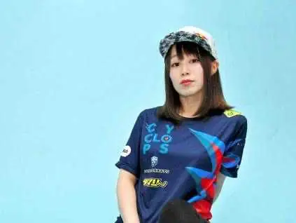 日本女電競選手 たぬかな 實況直播：「沒 170 公分沒人權」，讓網友火大出征！