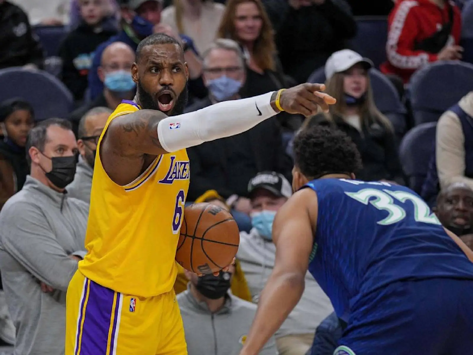 NBA／湖人遭灰狼血洗 20 分，「瘋狗貝」Beverley 直接在場上對 Westbrook 開砲：「他是垃圾」