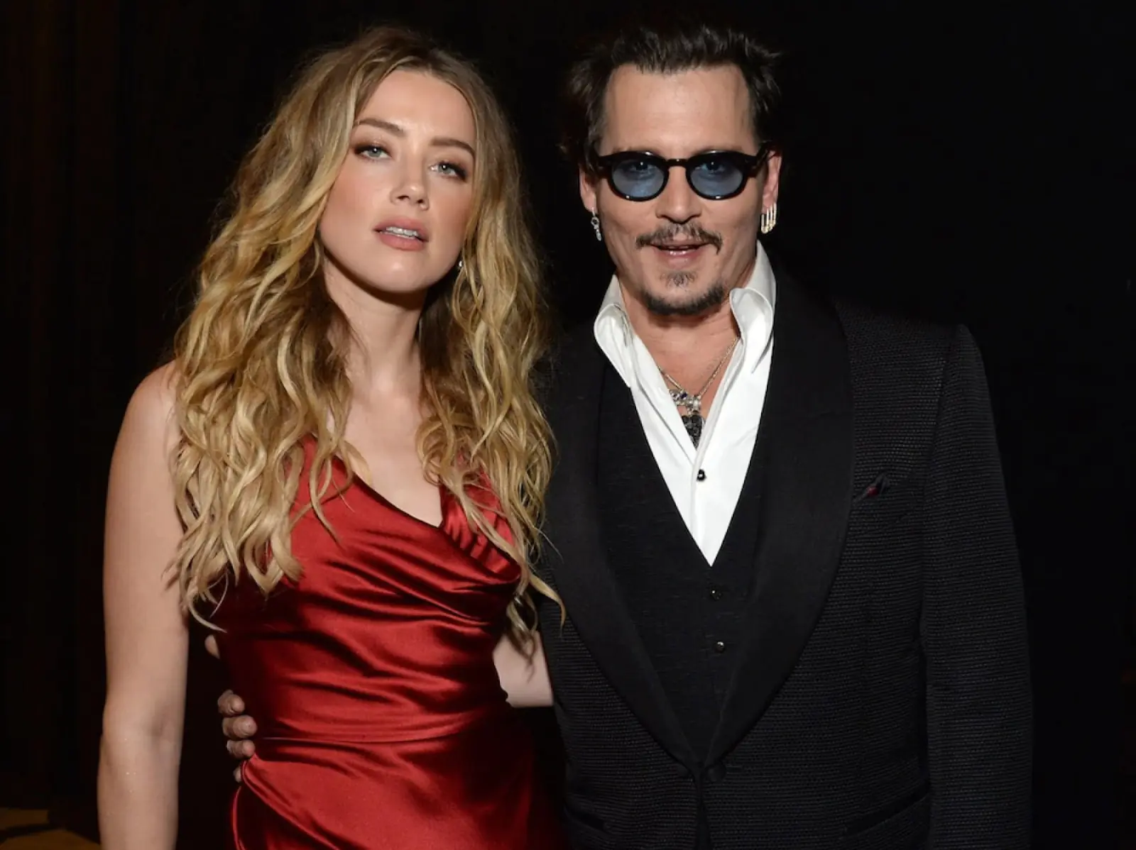 強尼戴普 Johnny Depp 控告安柏赫德出軌再上法庭！Elon Musk 被要求出庭作證！