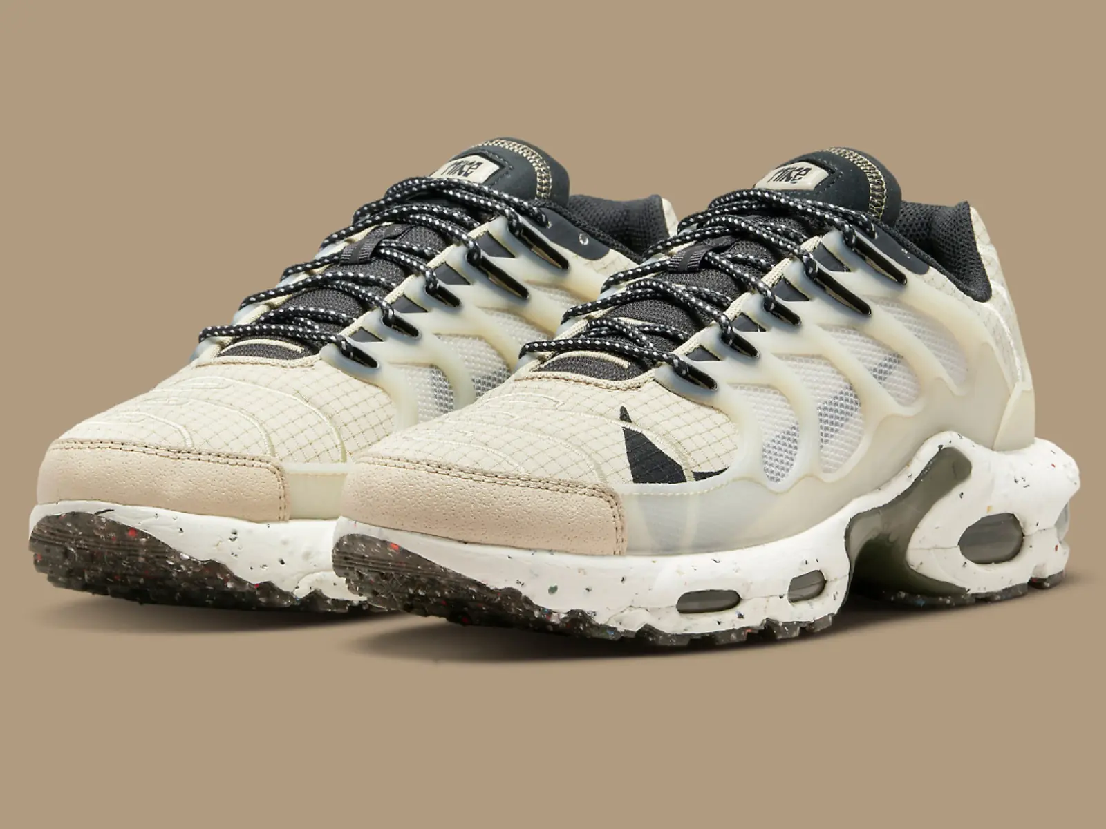 Nike Air Max Terrascape Plus 推兩款全新復古配色「Black/White Rattan」，環保材質大底讓人愛不釋手！