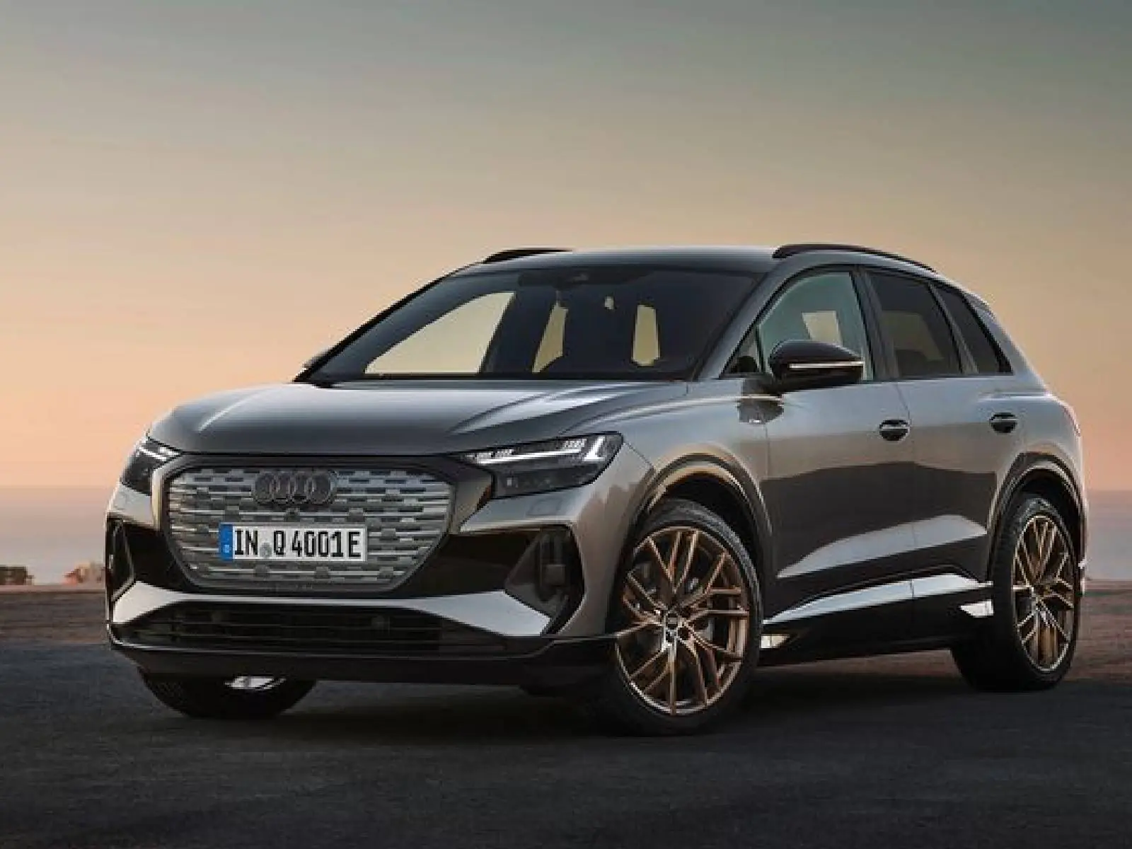 Audi Q4 e-tron 車主按下車內空調按鍵，出現「此功能尚未購買」讓他大感不滿！