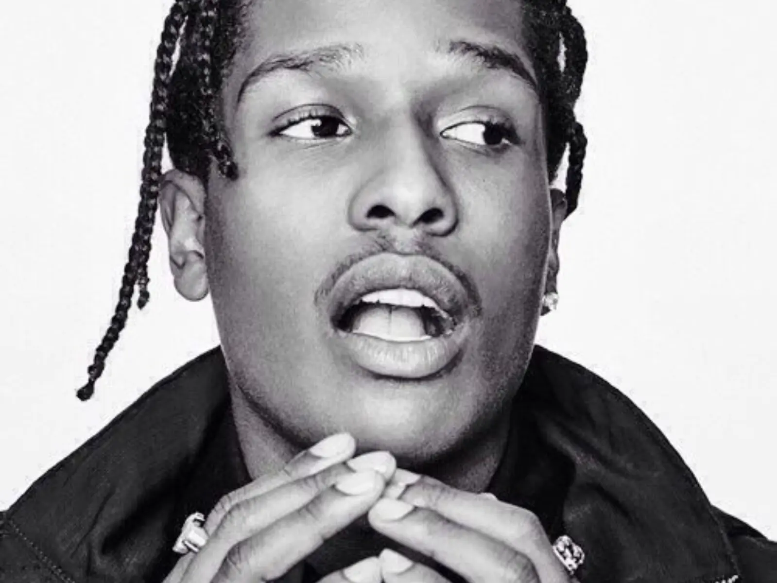 A$AP Rocky 因涉嫌「槍擊案」被警方逮補，本人與女友蕾哈娜都尚未做出回應！