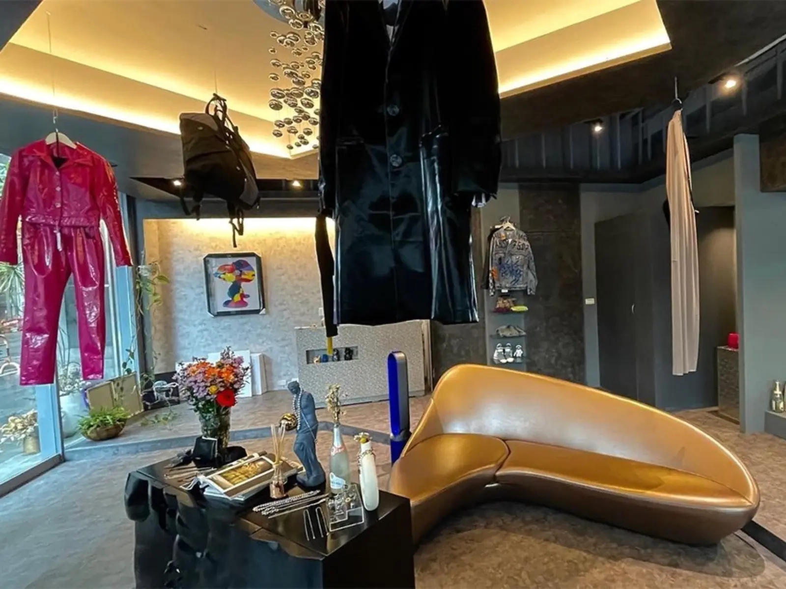 【街星探店】從台中在地出發，務必到訪的設計師買手店鋪 isolated！