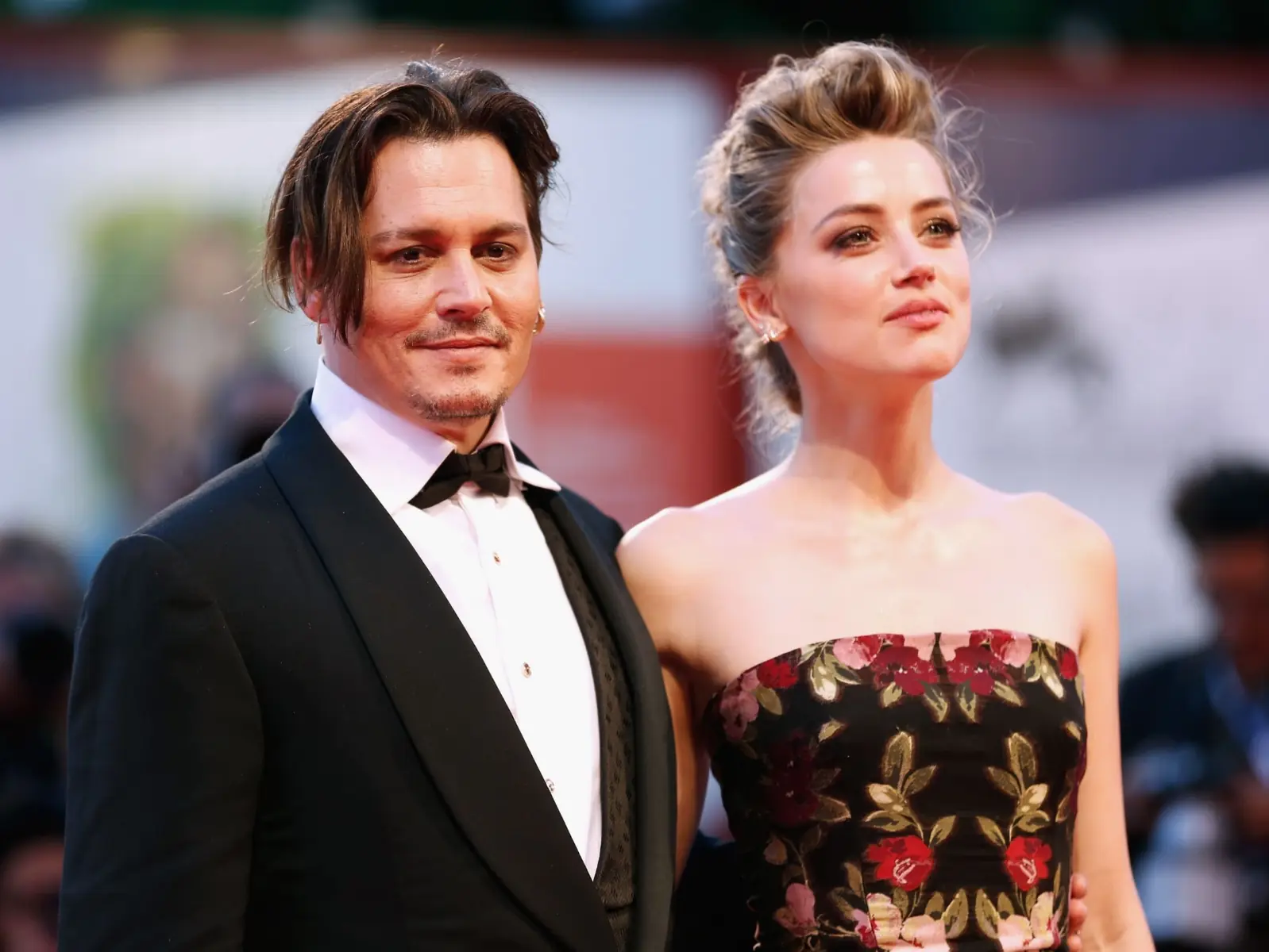 強尼戴普 Johnny Depp 拿出 3 大證據打臉安柏赫德，還爆出患有精神疾病！