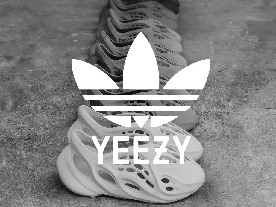 adidas Originals Yeezy Foam Runner「異形鞋」超百搭！3 套「型人穿搭示範」提案！
