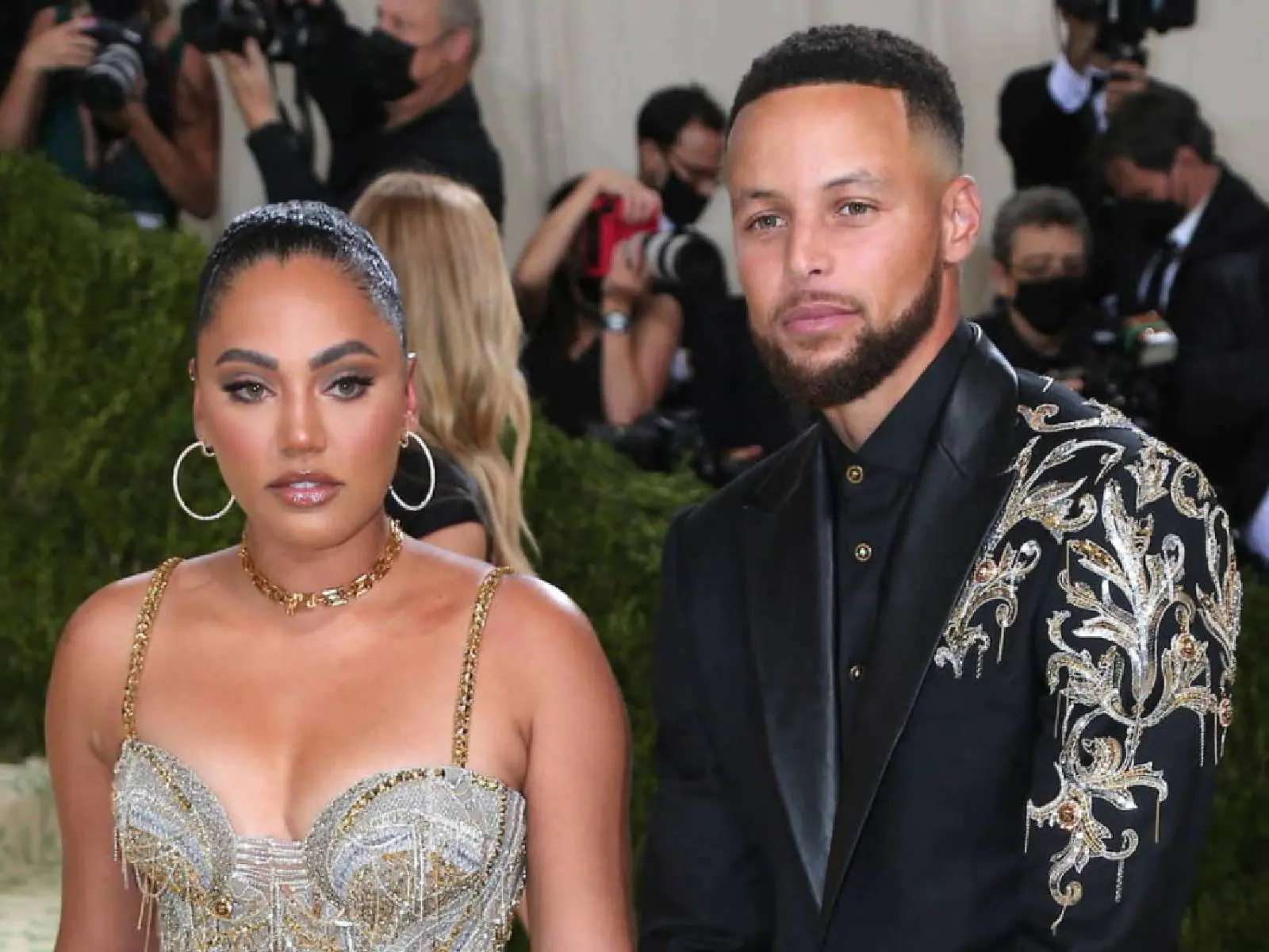 NBA／Stephen Curry 被老婆問「你一個月裡不能沒有什麼？」，他回：「做愛，肯定是這個！」