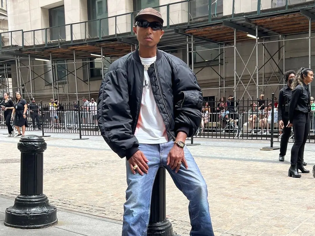 菲董 Pharrell Williams 示範 Balenciaga x adidas Triple S 聯名鞋穿搭，火熱鞋款即將回歸？
