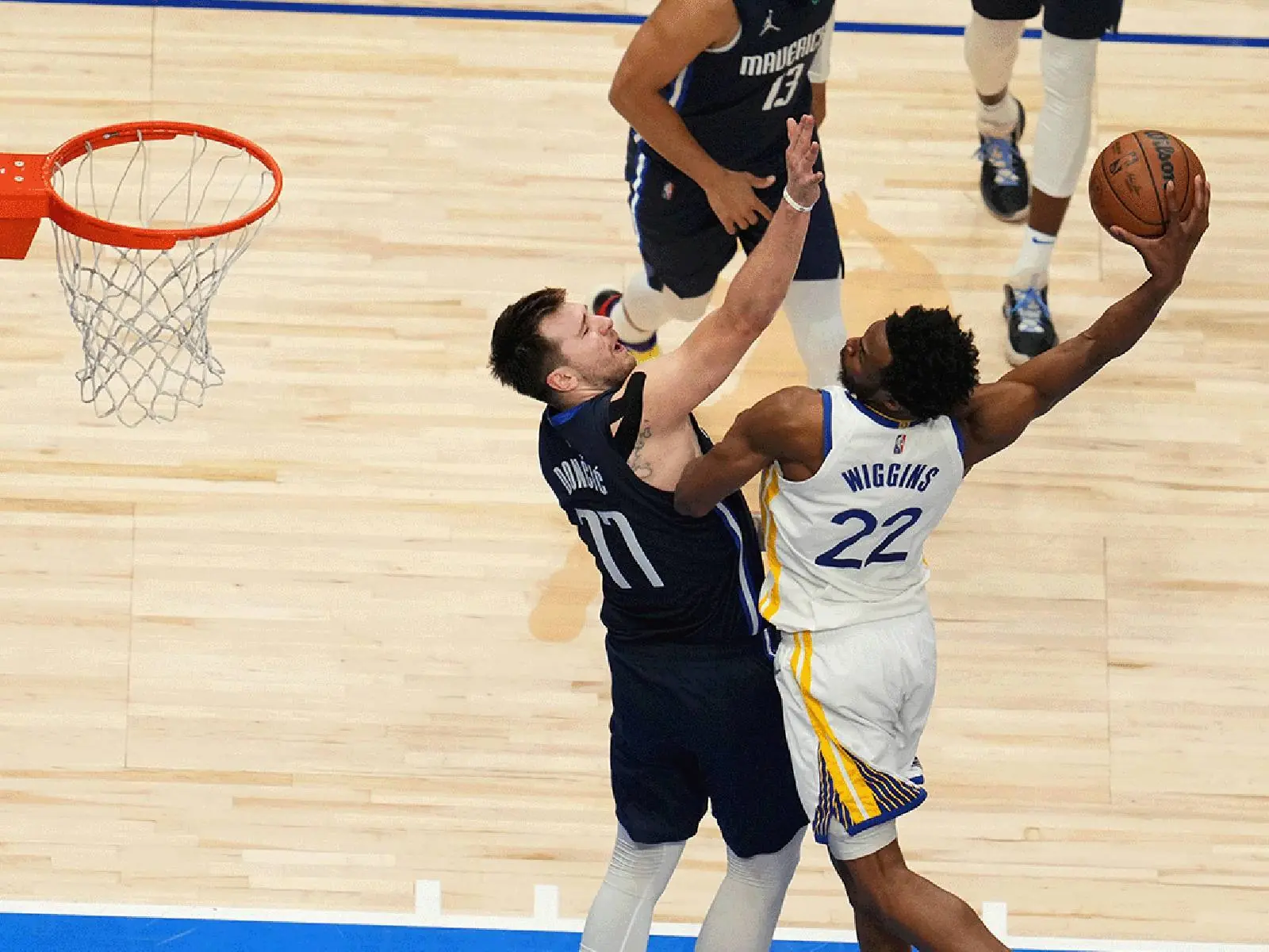 NBA／勇士 Andrew Wiggins 「爆扣」Luka Doncic，獨行俠一哥談自己被扣：「那令人印象深刻」