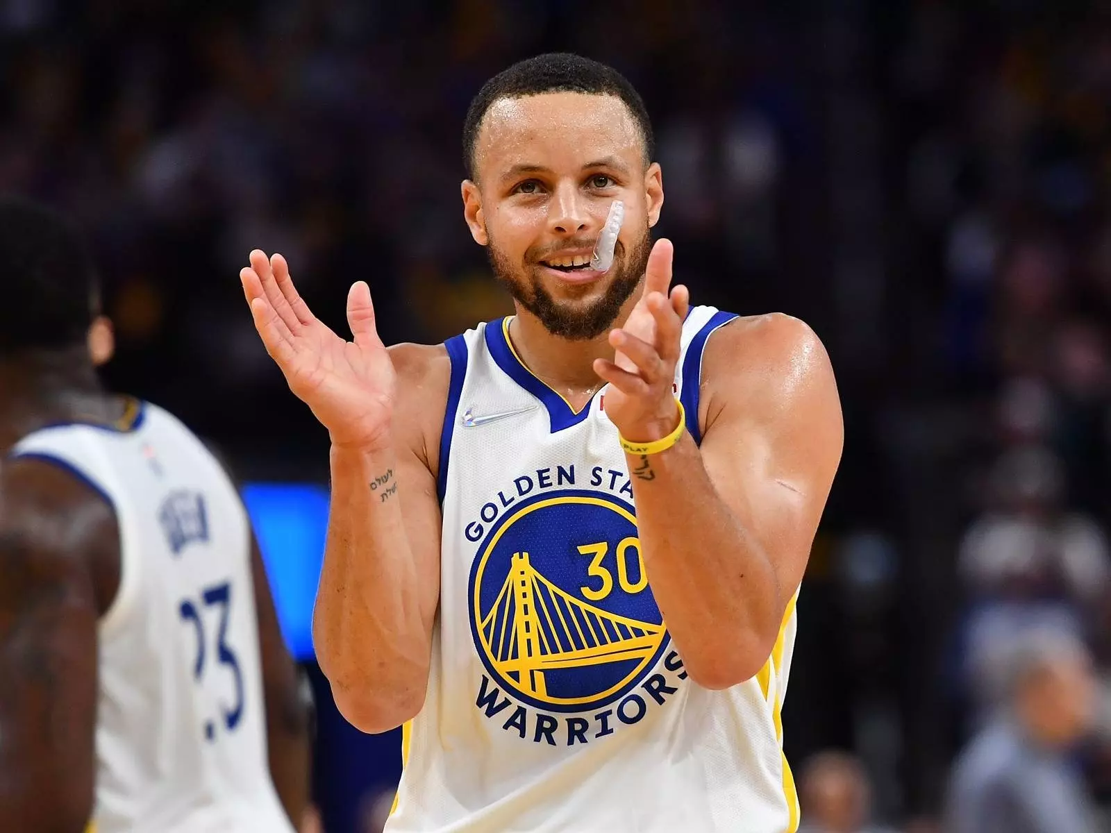NBA／Stephen Curry 29 分帶領勇士大勝塞爾提克，Draymond Green 衝突未被判出場引熱議！