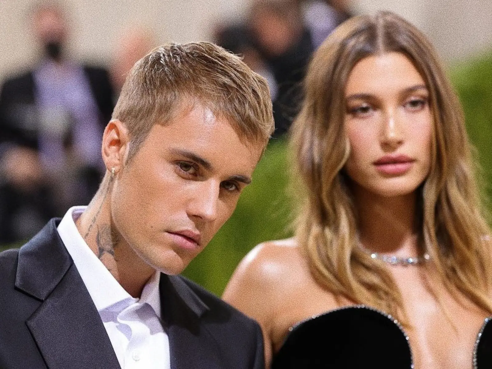 小賈斯汀 Justin Bieber 拍片更新近況，罹病導致「半臉面癱」巡迴演唱會再喊卡！