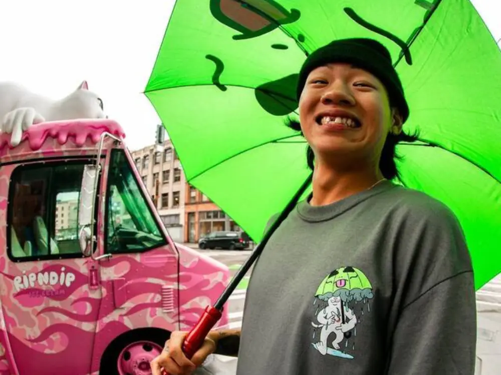 美國潮牌「Ripndip」靠 4 關鍵成潮人寵兒，中指貓讓品牌爆紅，還公然跟「極度乾燥」Superdry 下戰帖？