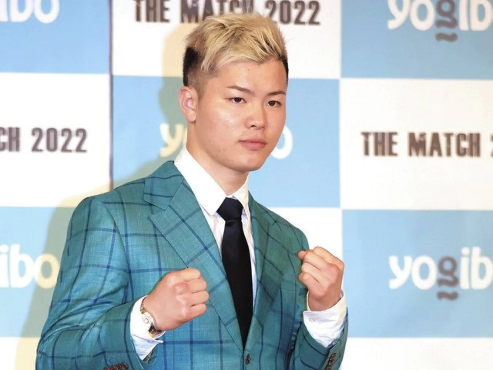 日本格鬥神童那須川天心宣布轉戰「拳擊手」退出踢拳界，粉絲盼與「怪物」井上尚彌一戰！