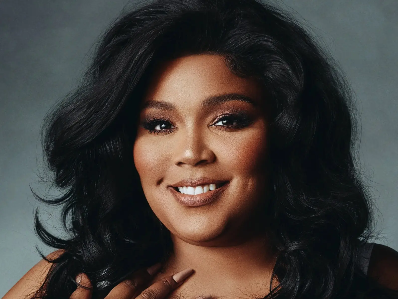 「正能量女神」Lizzo 新歌因「一個字」被控歧視身障者，健全主義爭議始末總整理！