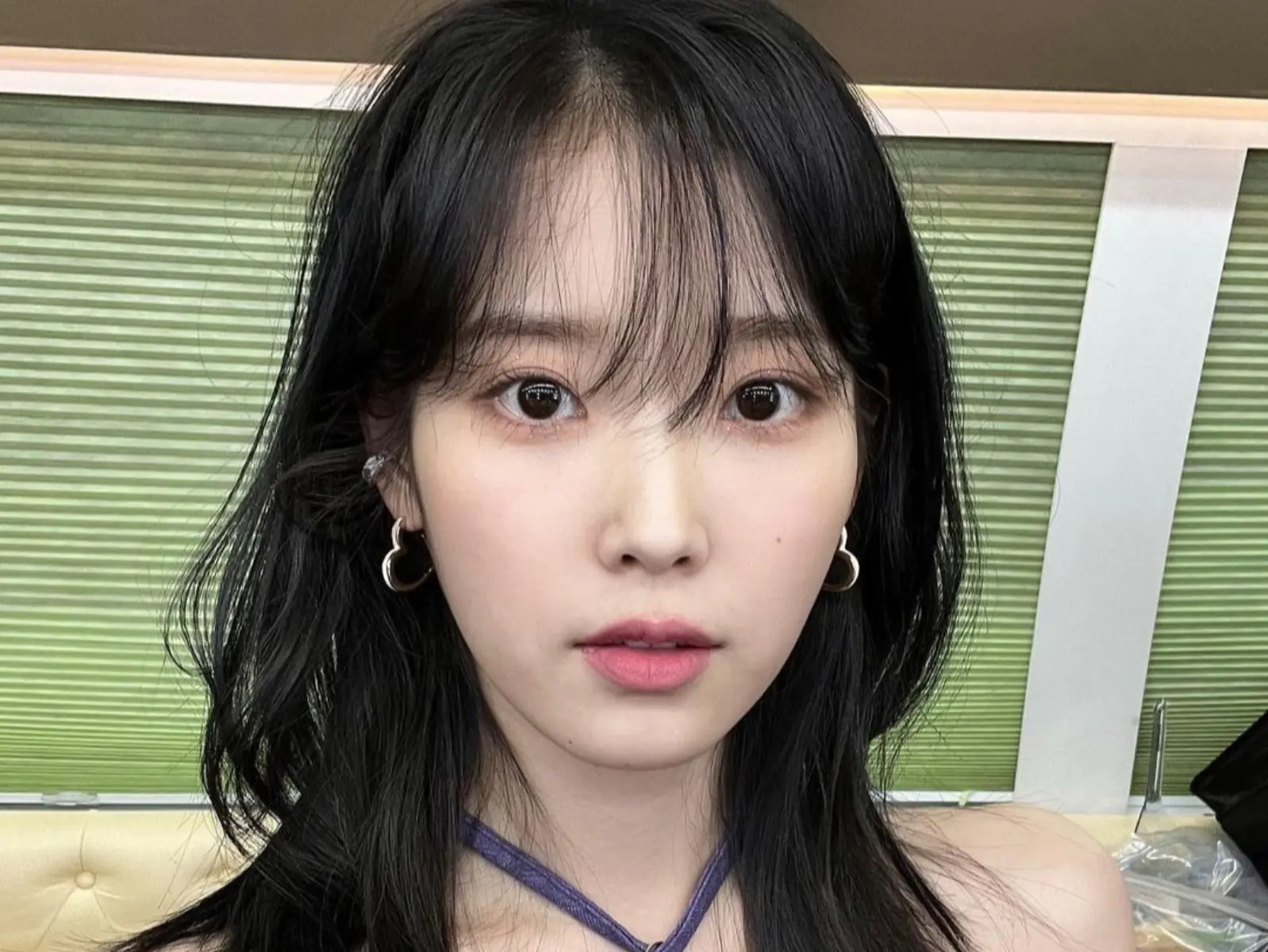 IU 李知恩的 6 個生涯檔案！唱而優則演、演技被全網唾棄、曾被選為「最討厭女星」