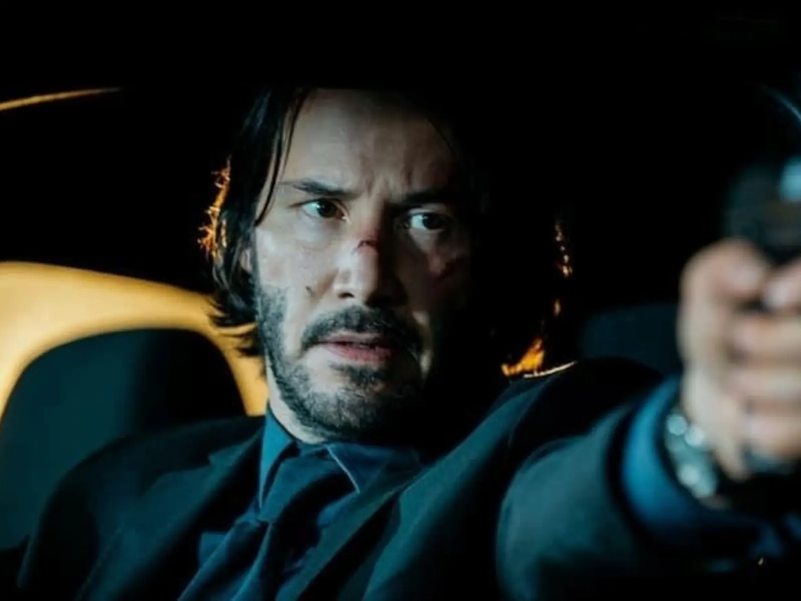 基努李維 Keanu Reeves 被小粉絲瘋狂盤問，超耐心回答問題引網讚爆！