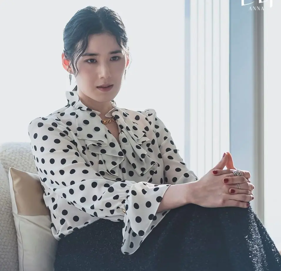 《安娜》女二「鄭恩彩」靠 3 大穿搭技巧氣場碾壓女主！除了有張高級臉還很懂穿～