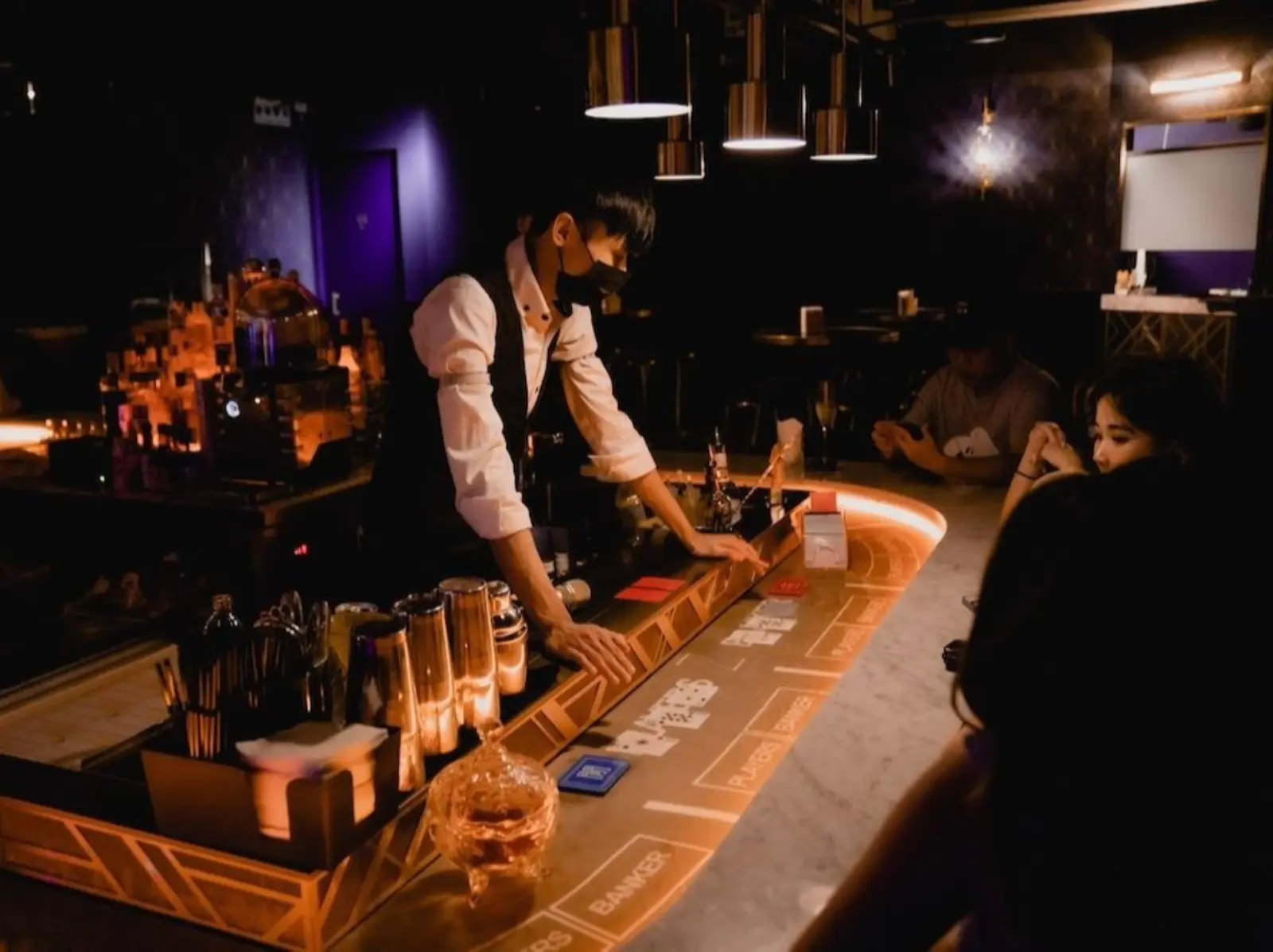 全台 120 家酒吧串連！Halfway Studio 史上最大規模酒精路跑，沉浸式體驗 × 飲酒文化等你來喝爆！