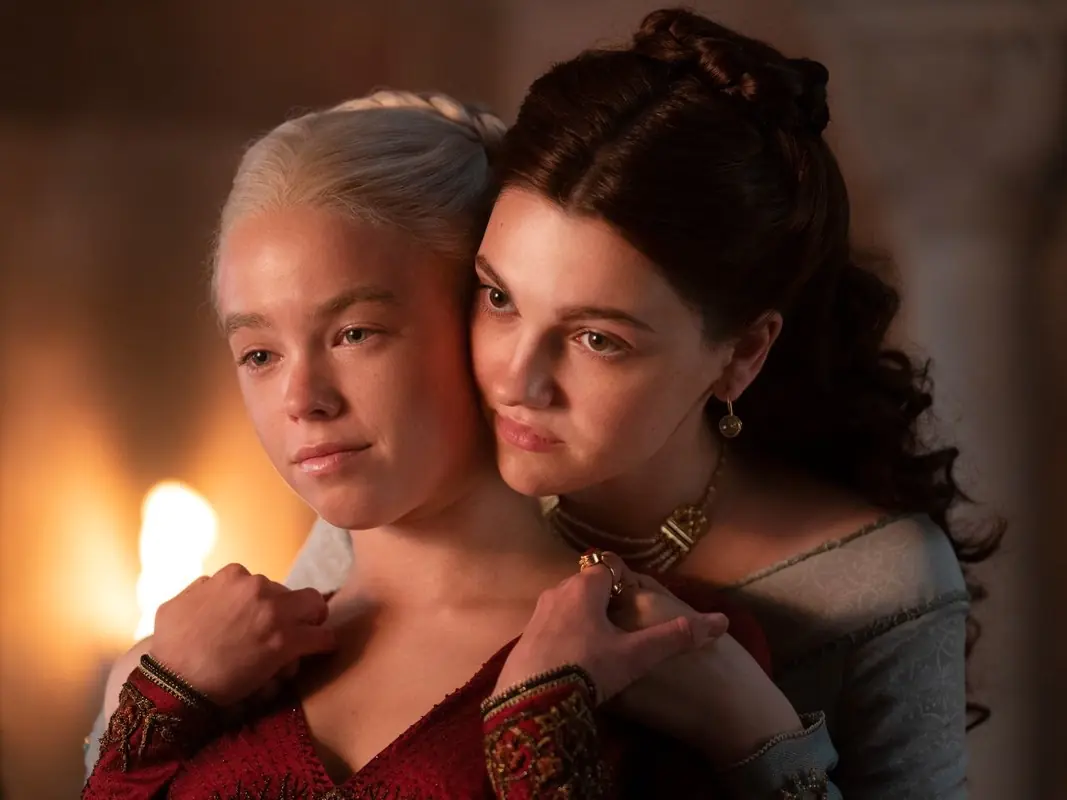HBO《權力遊戲》衍生劇《龍族前傳》導演宣布減少「床戲性愛場面」，觀眾瞬間哀嚎一片！