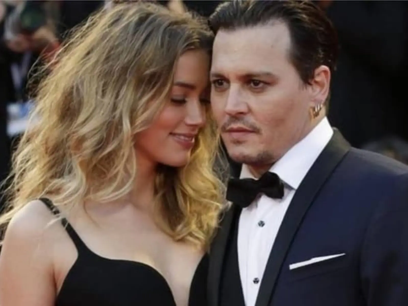 強尼戴普 Johnny Depp 和安柏赫德法庭機密文件遭揭！抖出性功能障礙、脫衣舞女郎等驚人內幕！