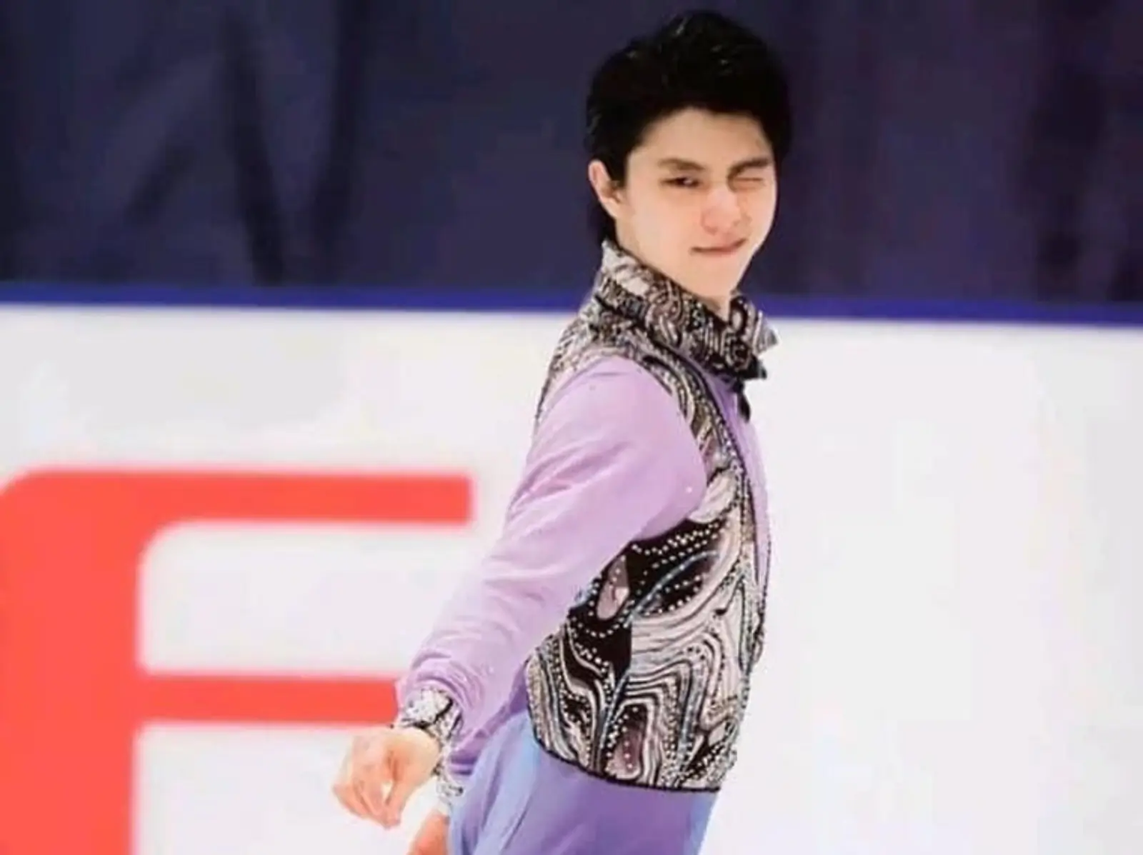 羽生結弦無預警開設 Youtube 頻道，短短兩天就超過 40 萬追蹤、首支影片也突破 200 萬觀看！