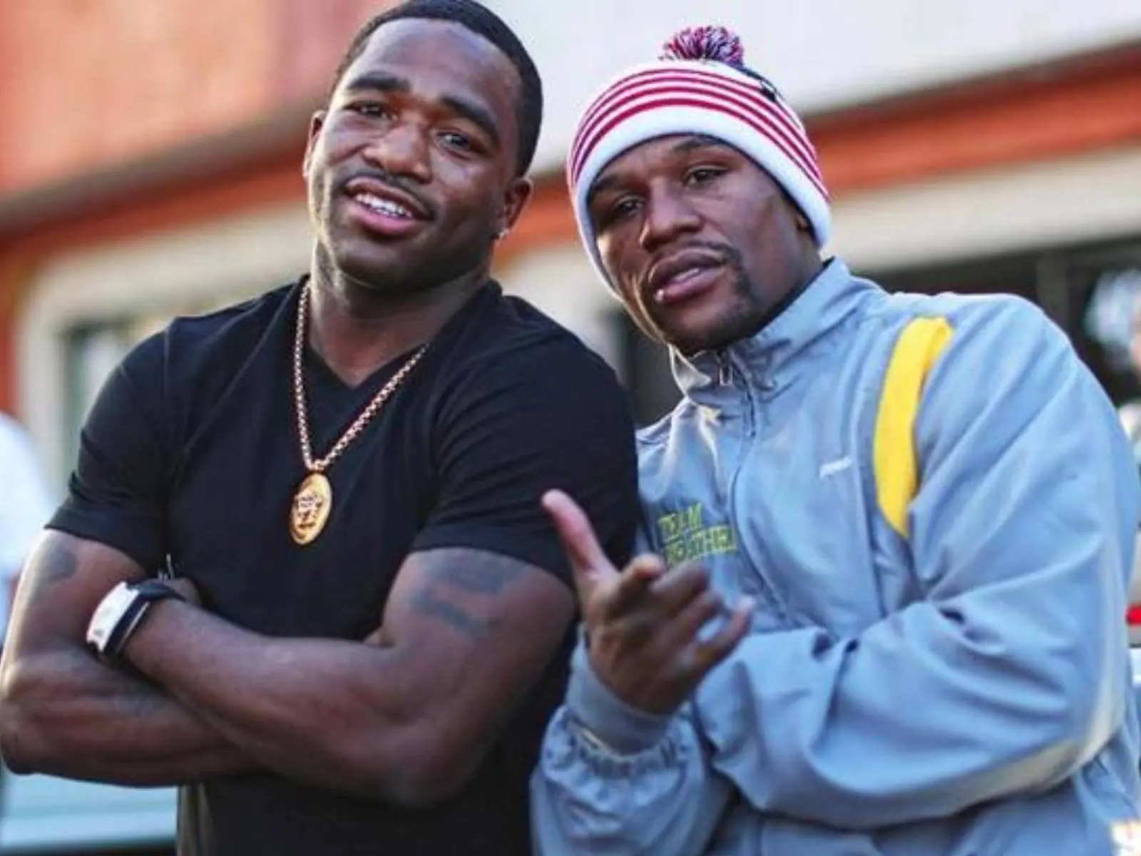 前拳王 Adrien Broner 要跟老師「炫富拳王」梅威瑟打一場，「徒弟大戰師傅」計畫各賺 30 億！